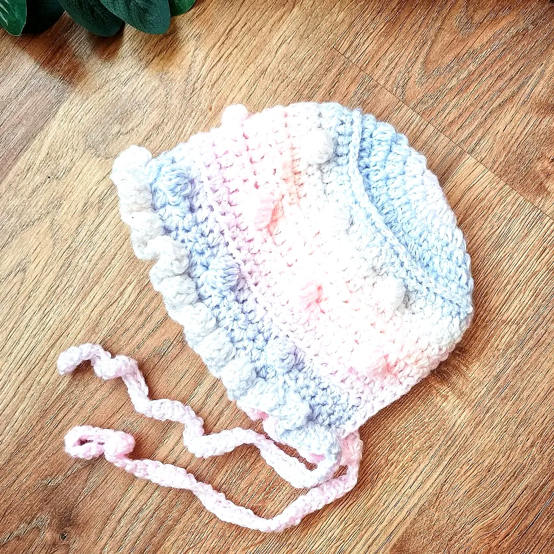 Adorable Crochet Baby Bonnet in Pastel Colors with Scalloped Edge