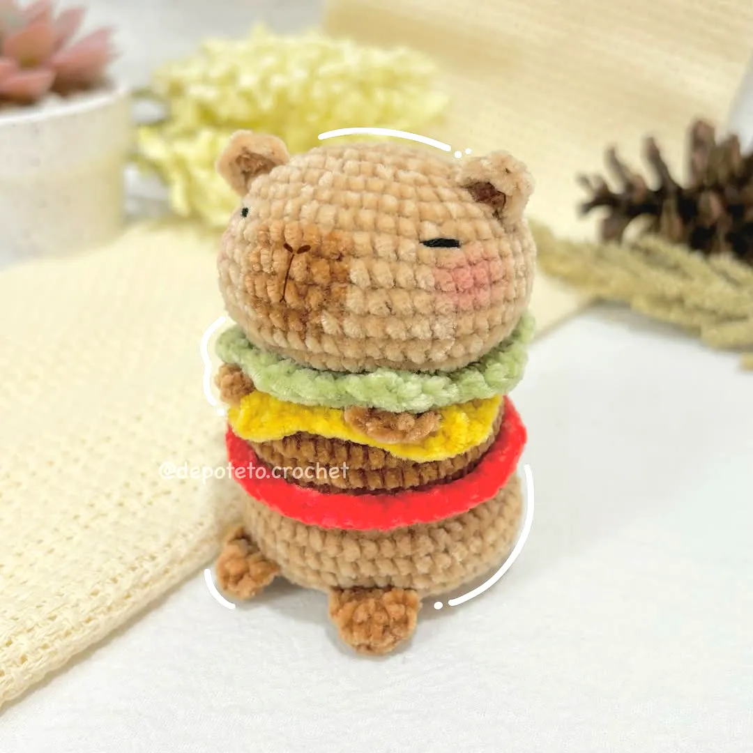 Adorable Crochet Burger Plush Toy in Vibrant Colors for Intermediates