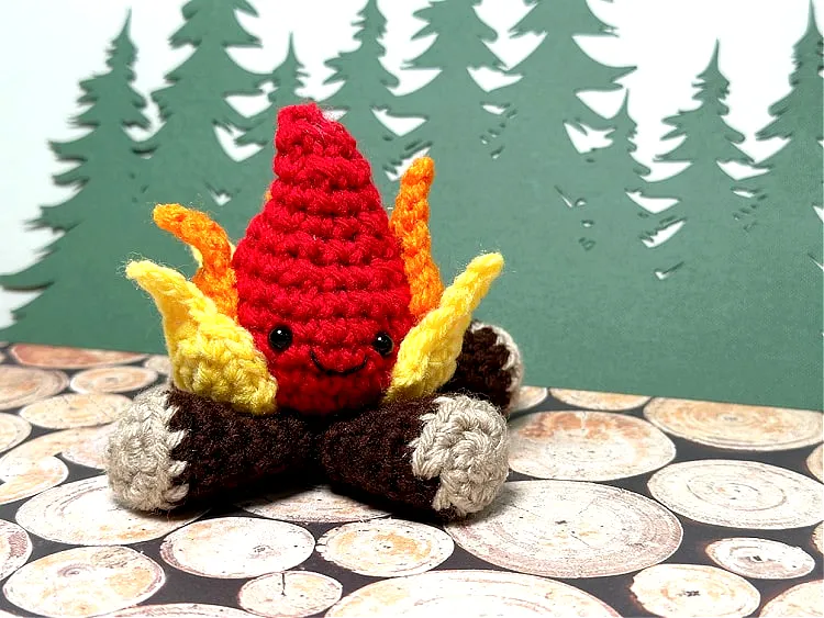 Adorable Crochet Campfire Design in Vibrant Colors