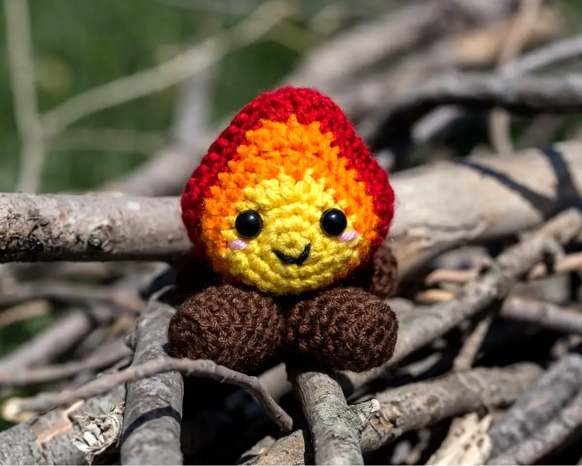 Adorable Crochet Campfire in Vibrant Colors