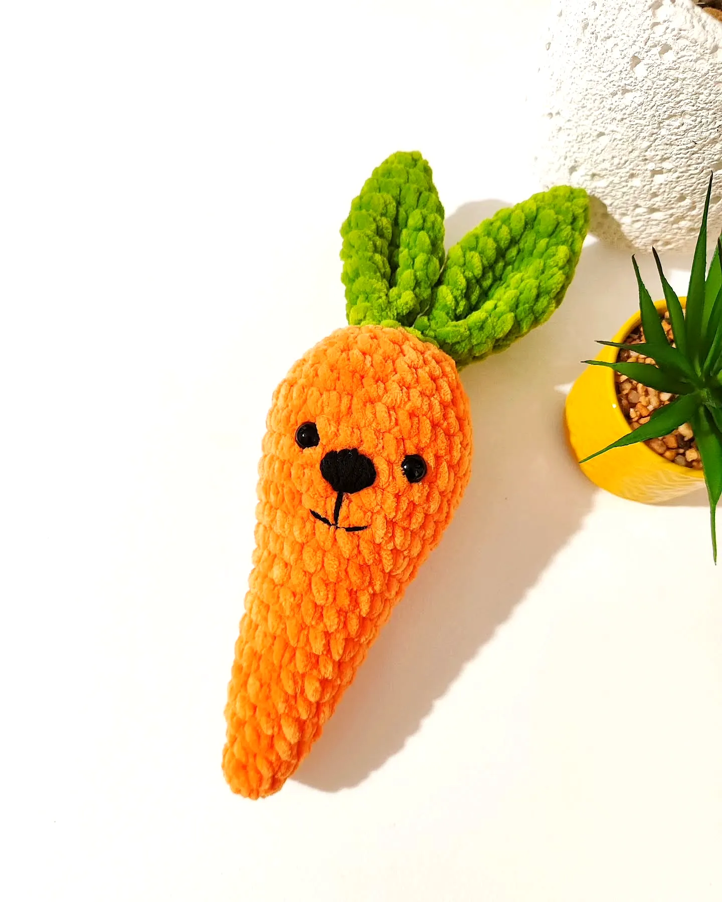 Adorable Crochet Carrot Plush Toy with Vibrant Leaves