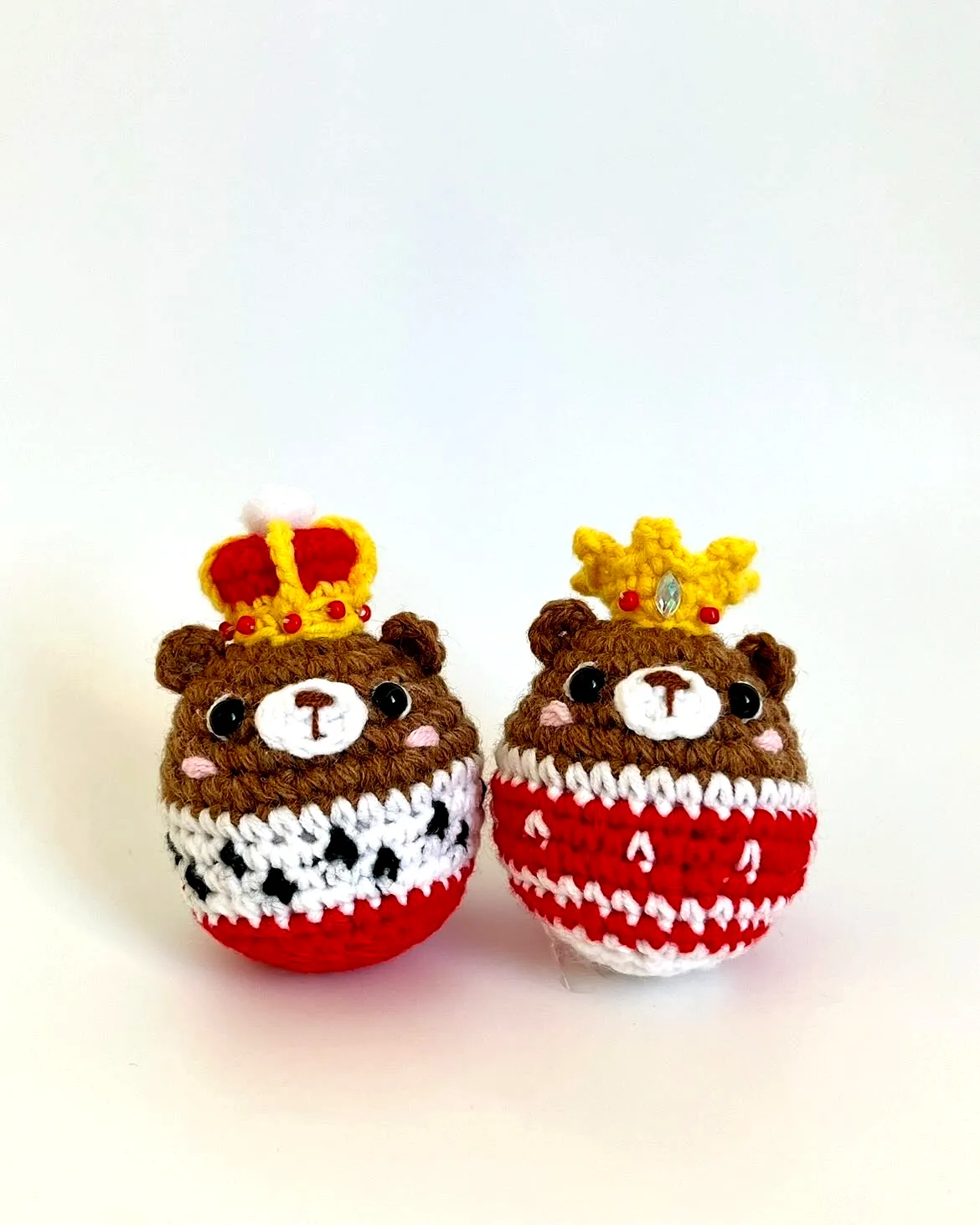 Adorable Crochet Christmas Ornament with Bear Design and Crown