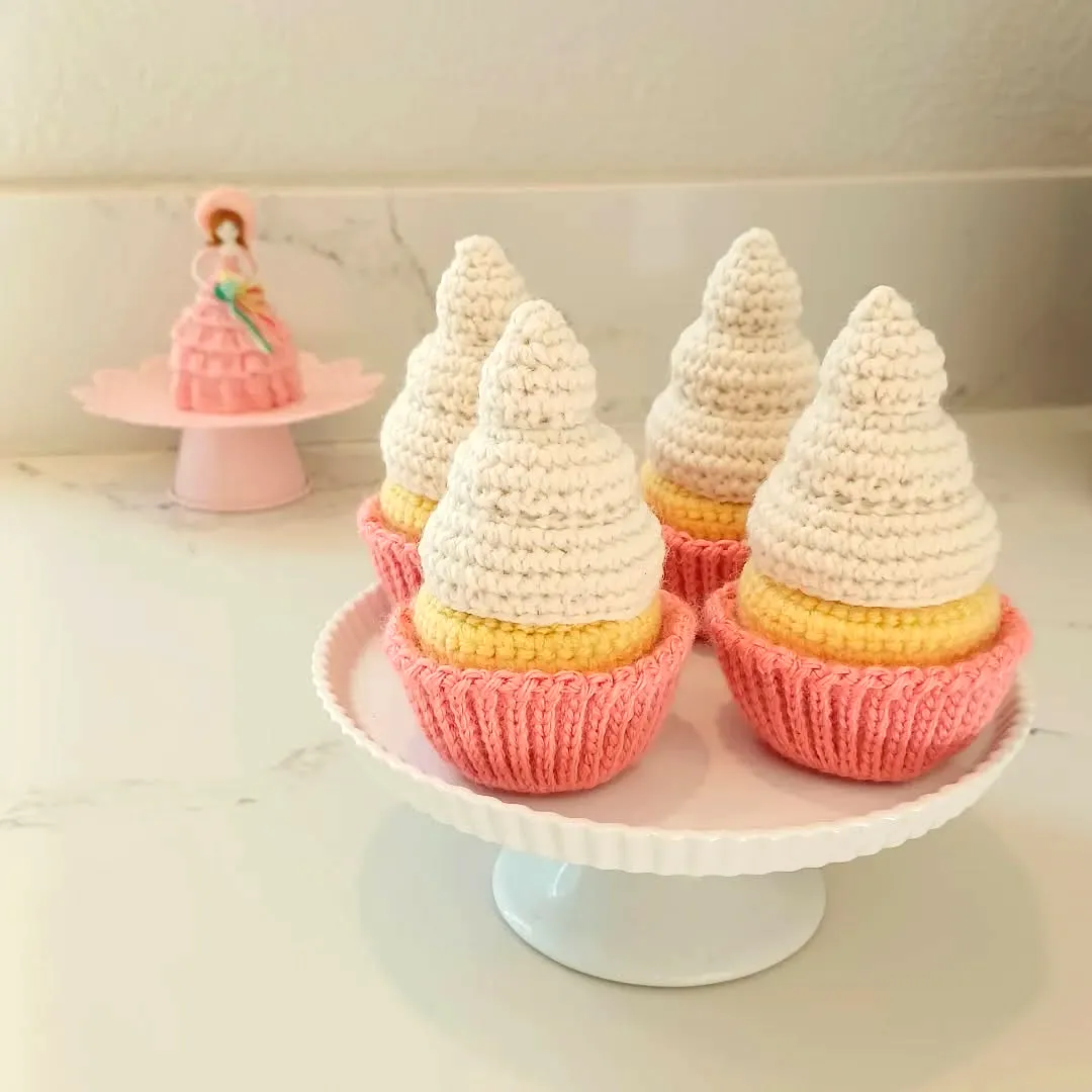 Adorable Crochet Cupcake in Pastel Pink and Creamy White