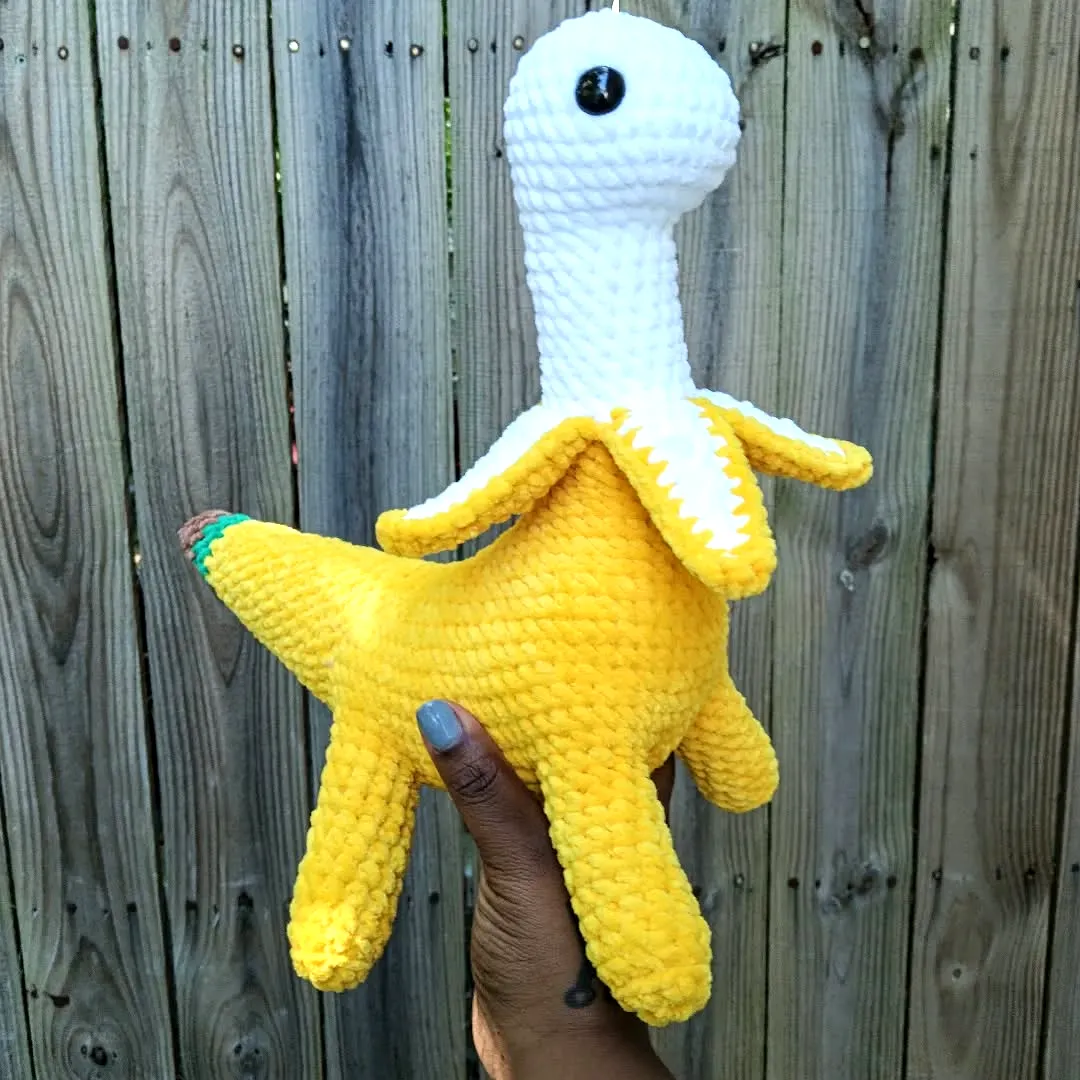 Adorable Crochet Dinosaur in Cheerful Yellow and White Style