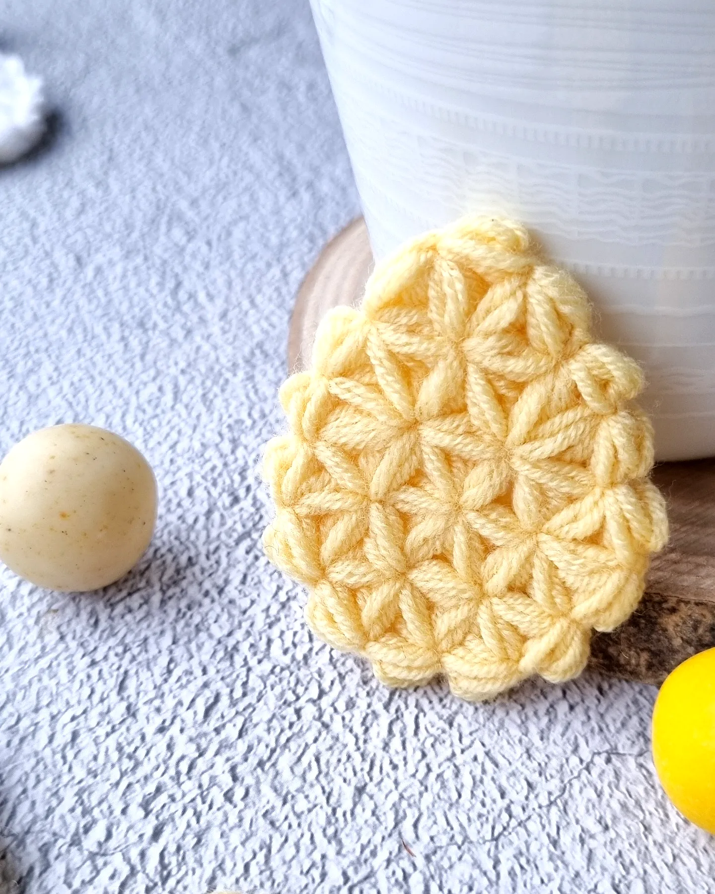 Adorable Crochet Easter Egg in Soft Pastel Yellow with Floral Design