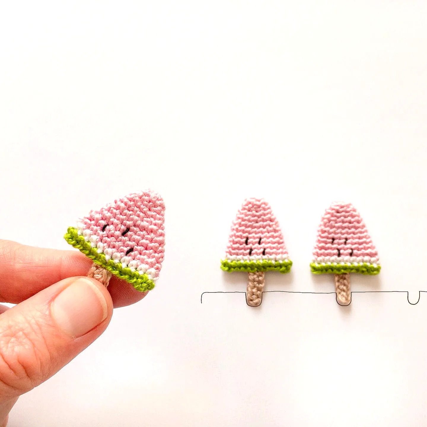 Adorable Crochet Ice Cream in Pastel Colors for Intermediate Makers