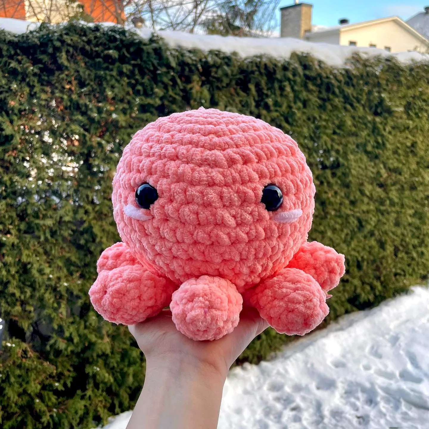 Adorable Crochet Octopus in Coral Pink Chunky Yarn