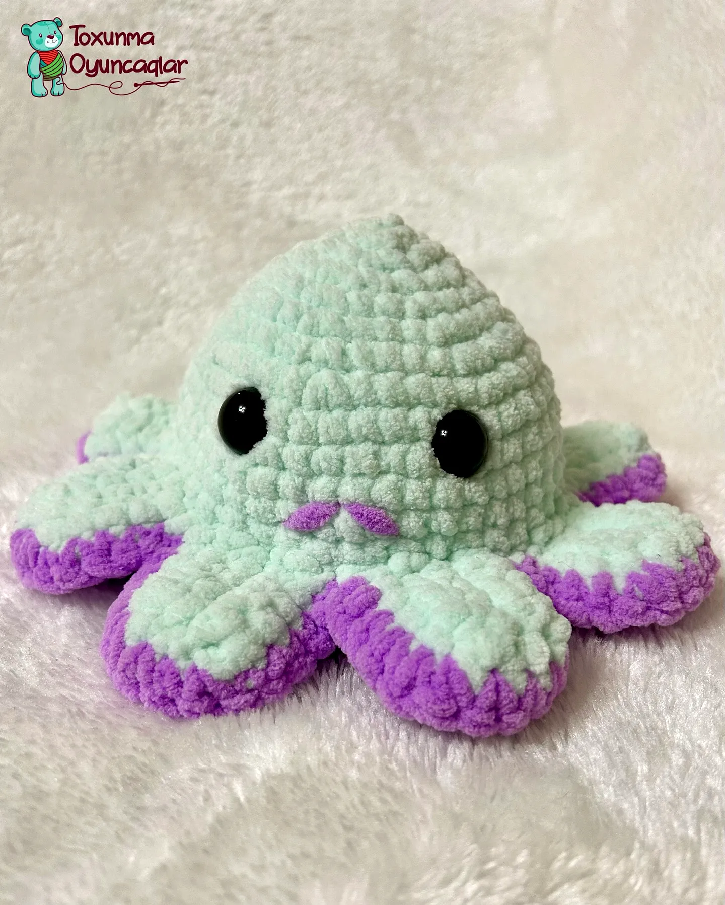 Adorable Crochet Octopus in Mint Green and Lavender for Intermediates