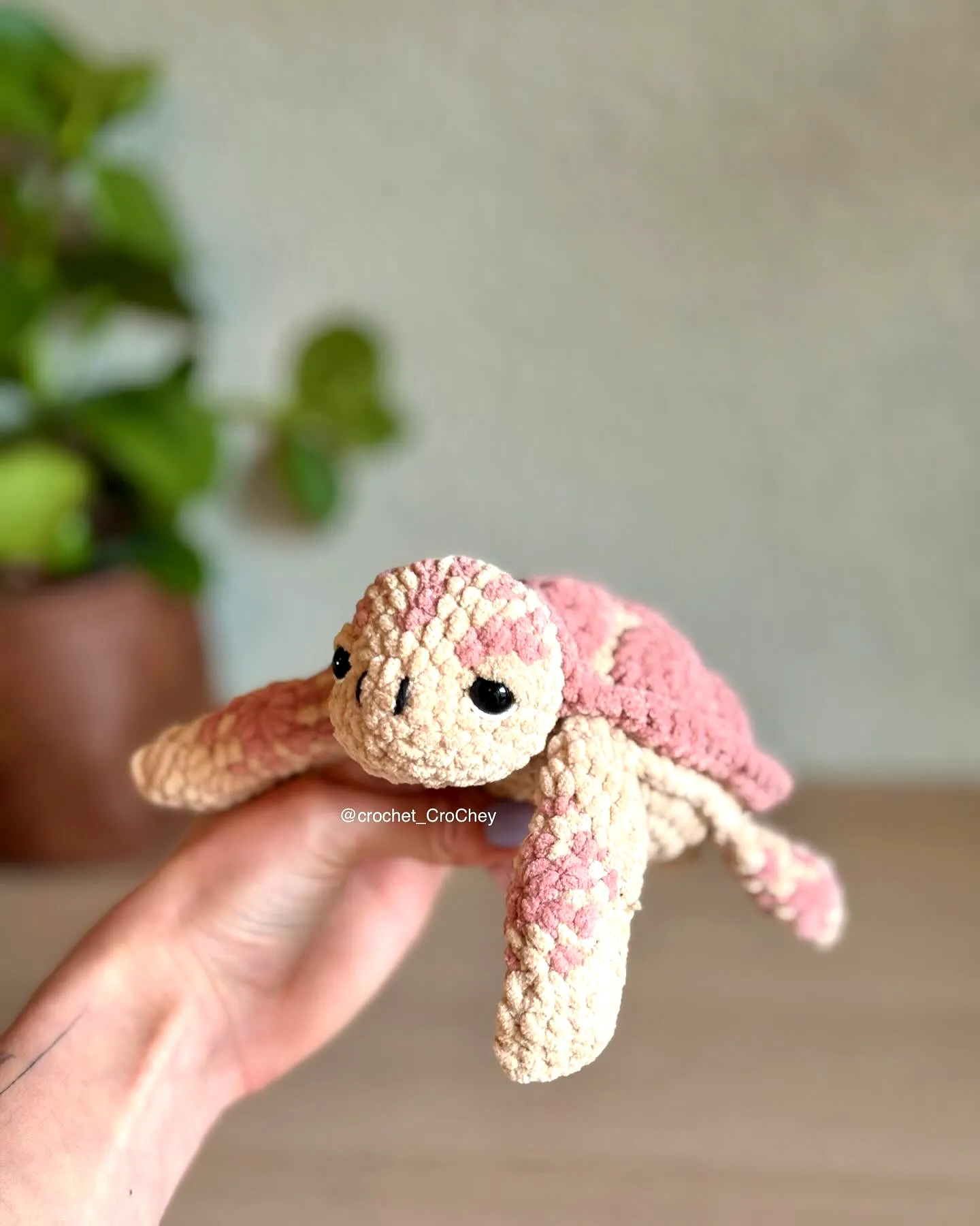 Adorable Crochet Turtle in Soft Beige and Pink for Intermediates