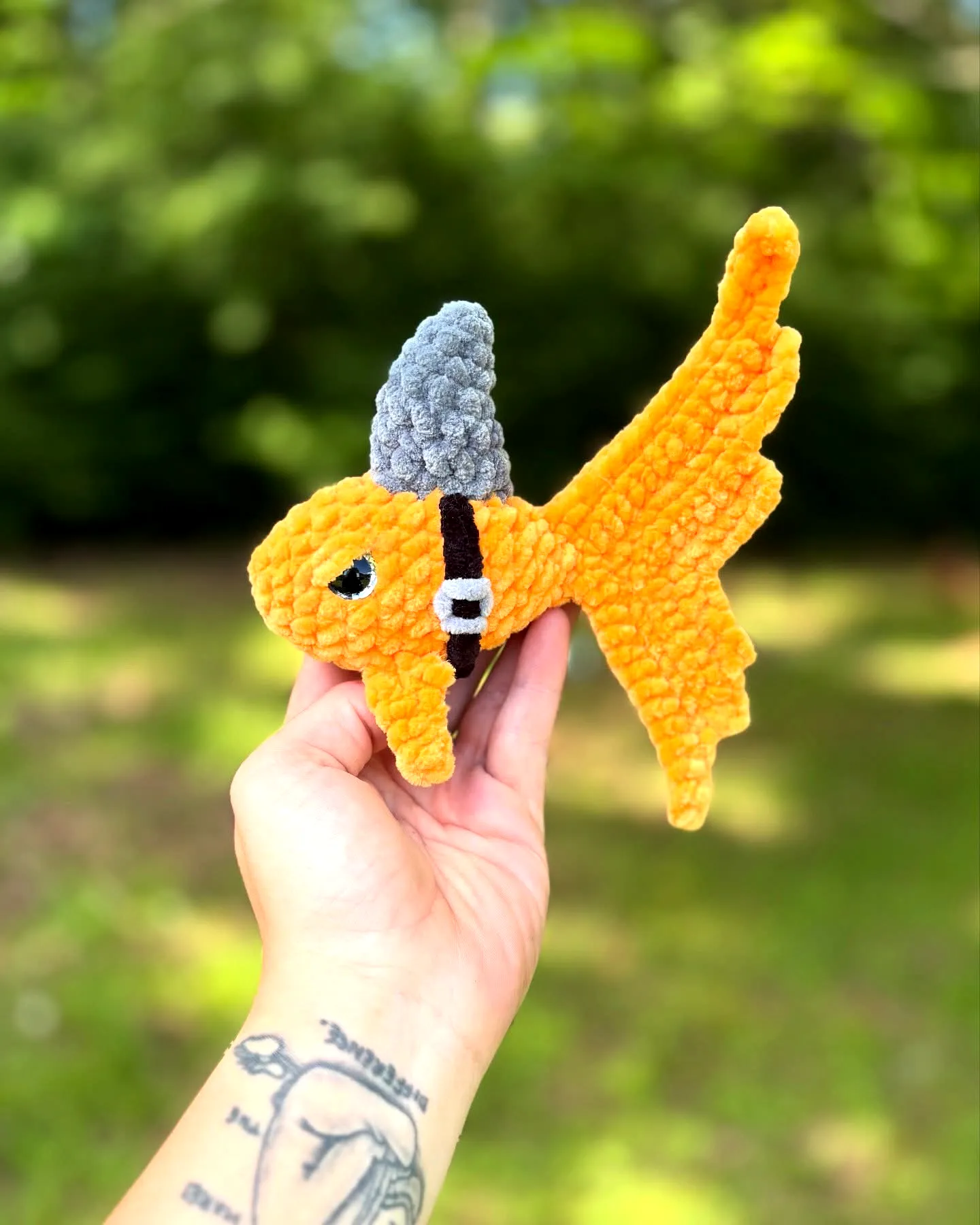 Adorable Easy Crochet Fish in Vibrant Orange and Gray