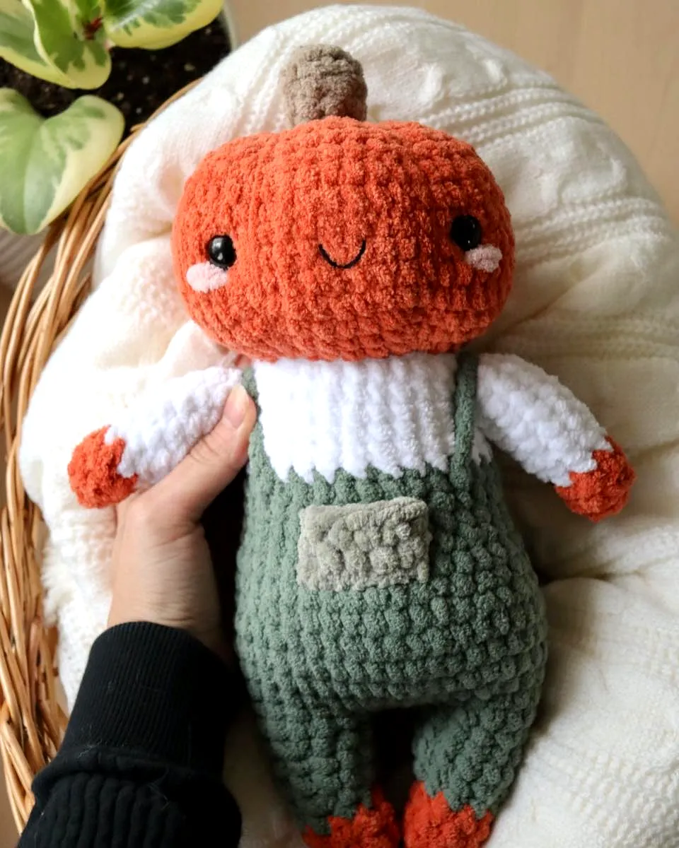Adorable Easy Crochet Pumpkin Plush Toy in Vibrant Colors