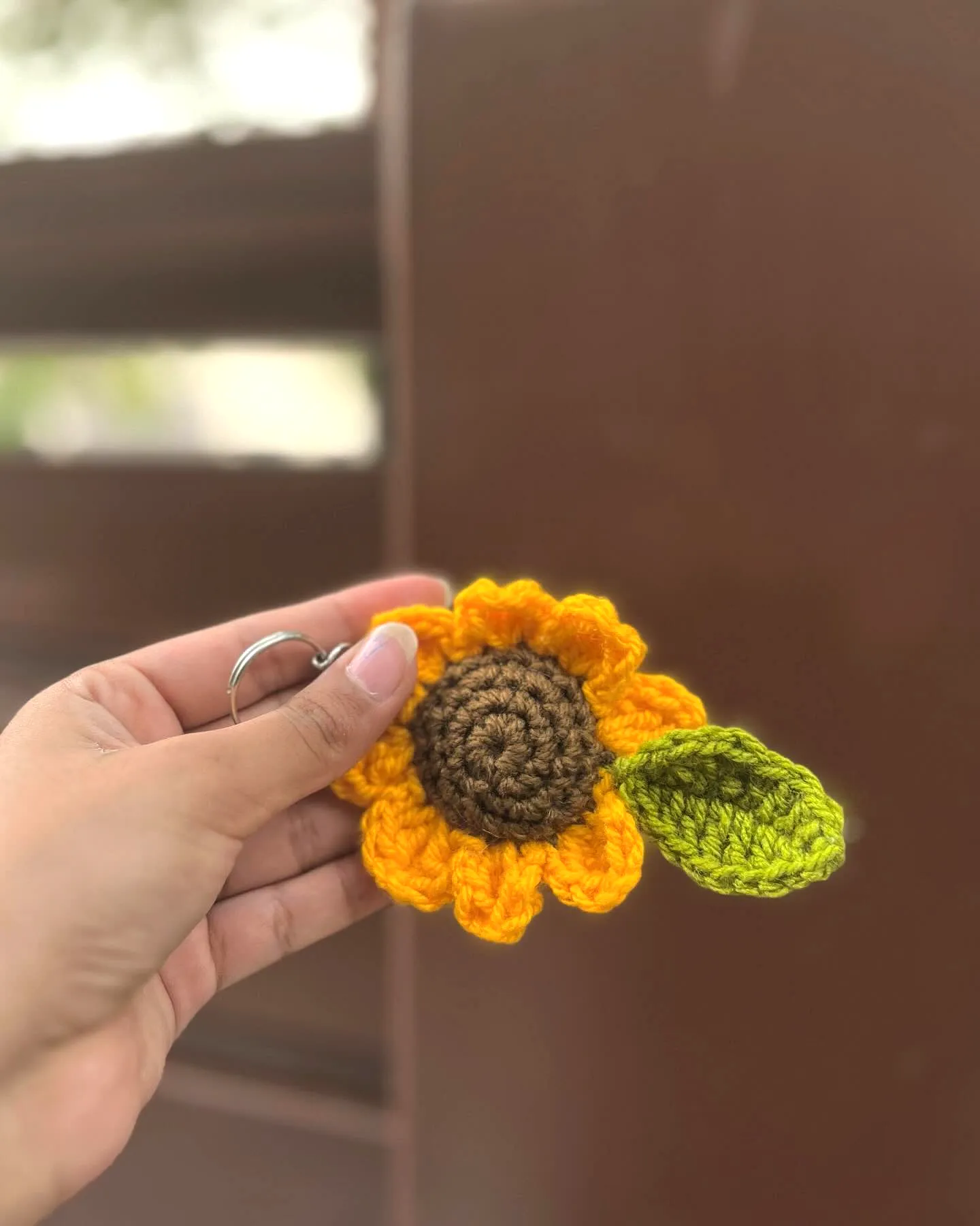 Adorable Easy Crochet Sunflower Keychain in Vibrant Colors