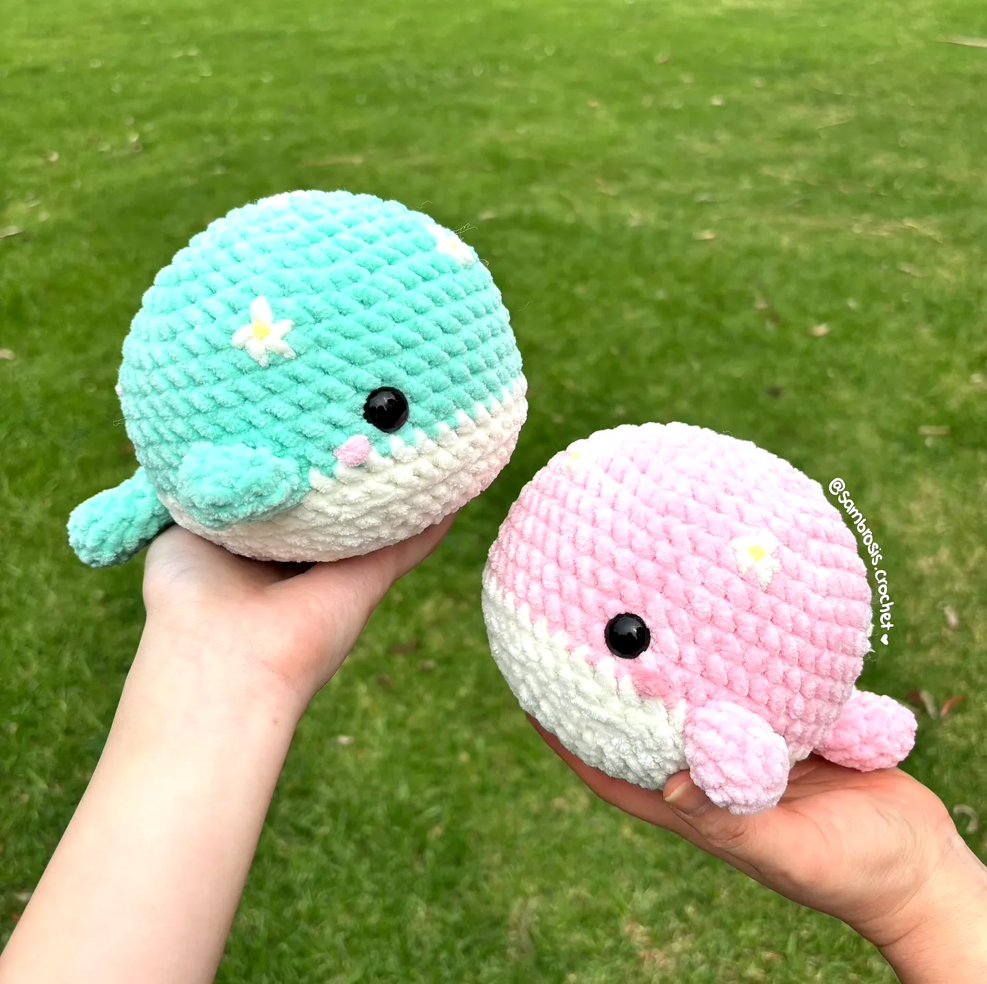 Adorable easy crochet whale plushies in vibrant mint and pink