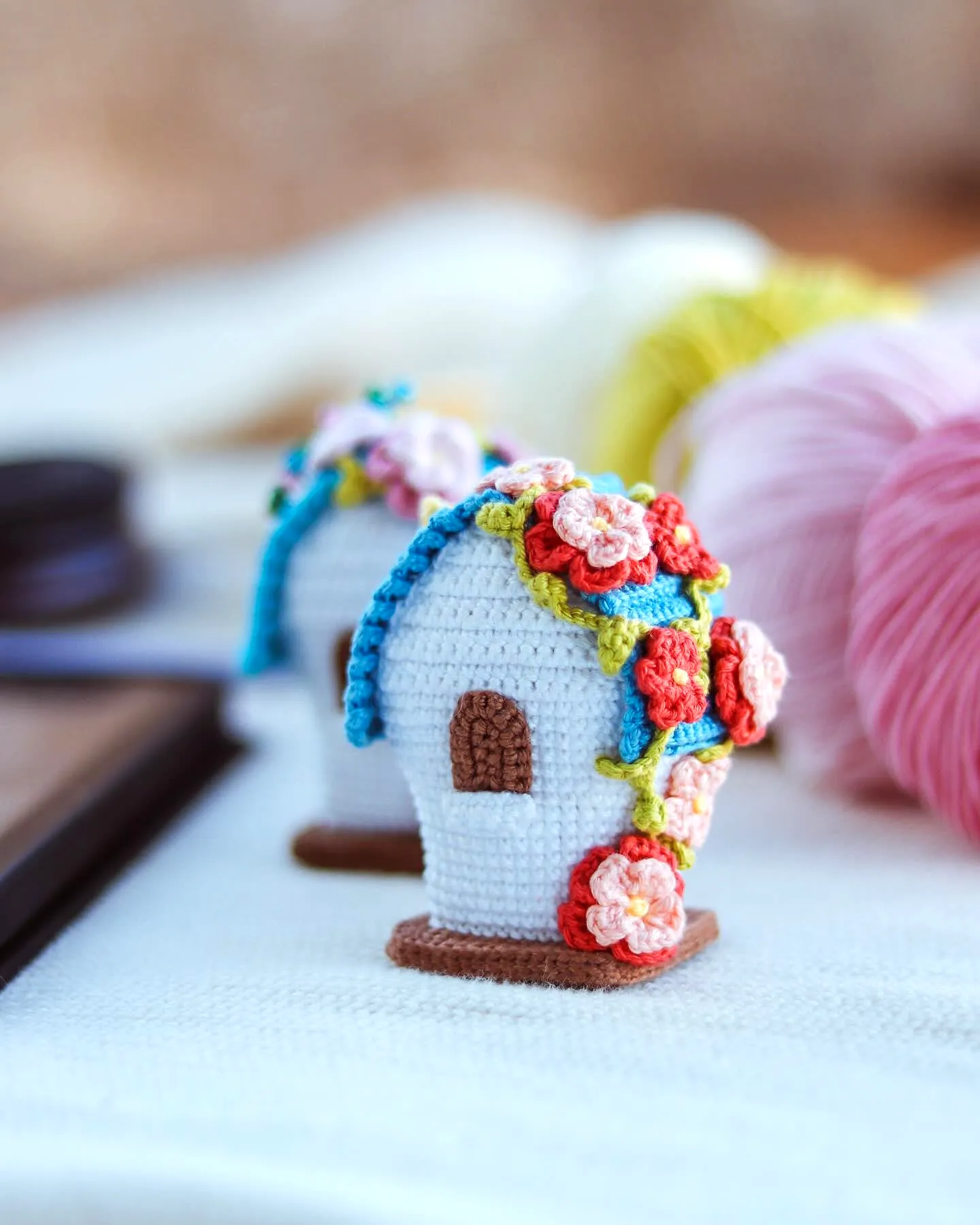 Charming Crochet Birdhouse in Vibrant Cottage Style