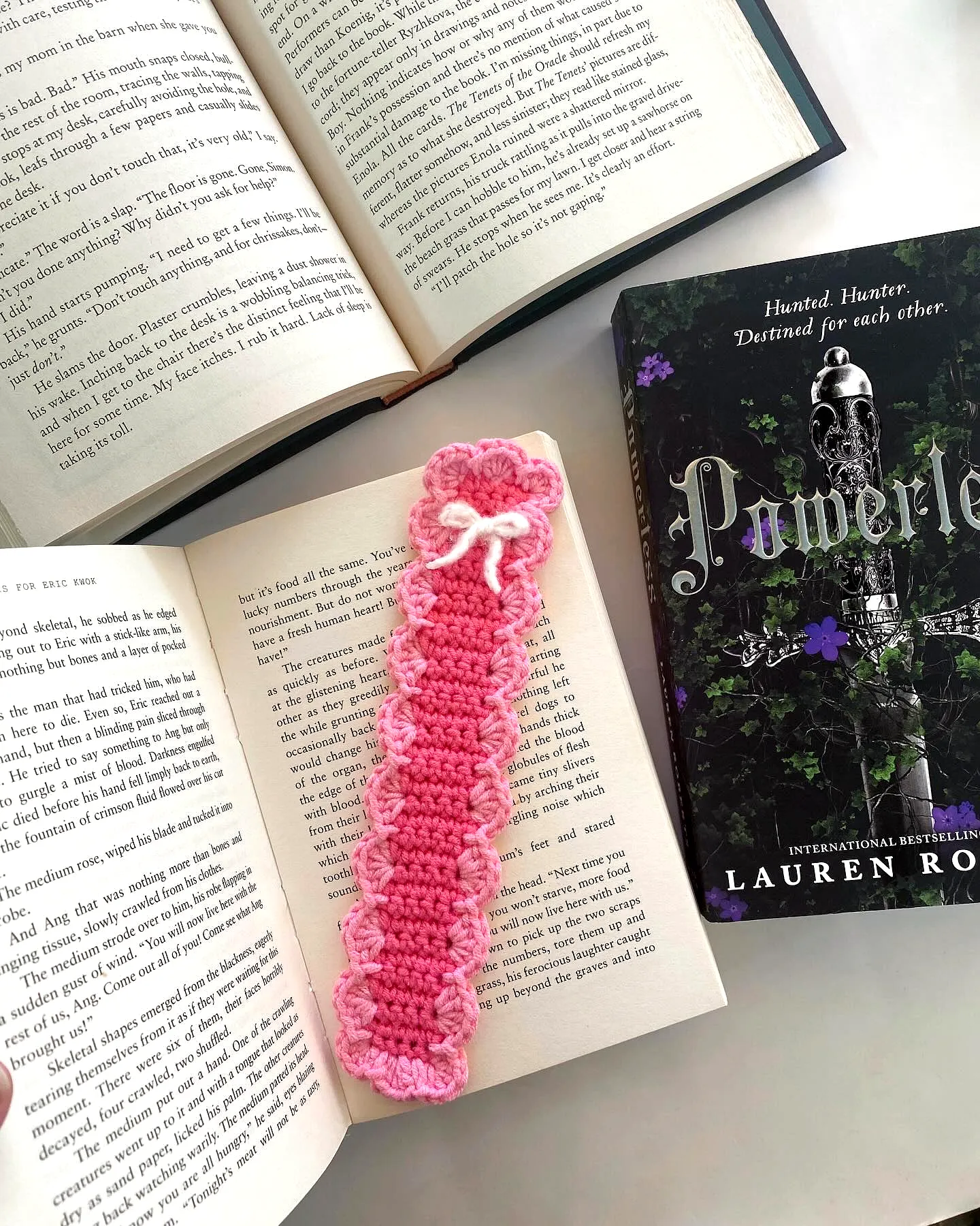 Charming Crochet Bookmark in Pink and White Scalloped Design