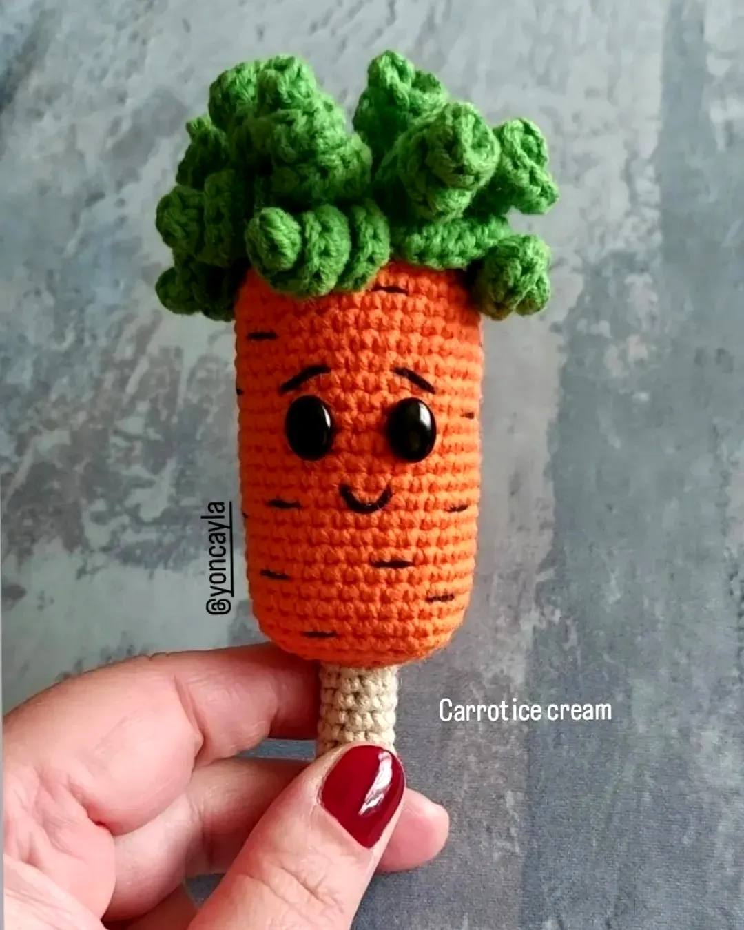Charming Crochet Carrot Amigurumi in Bright Orange and Green