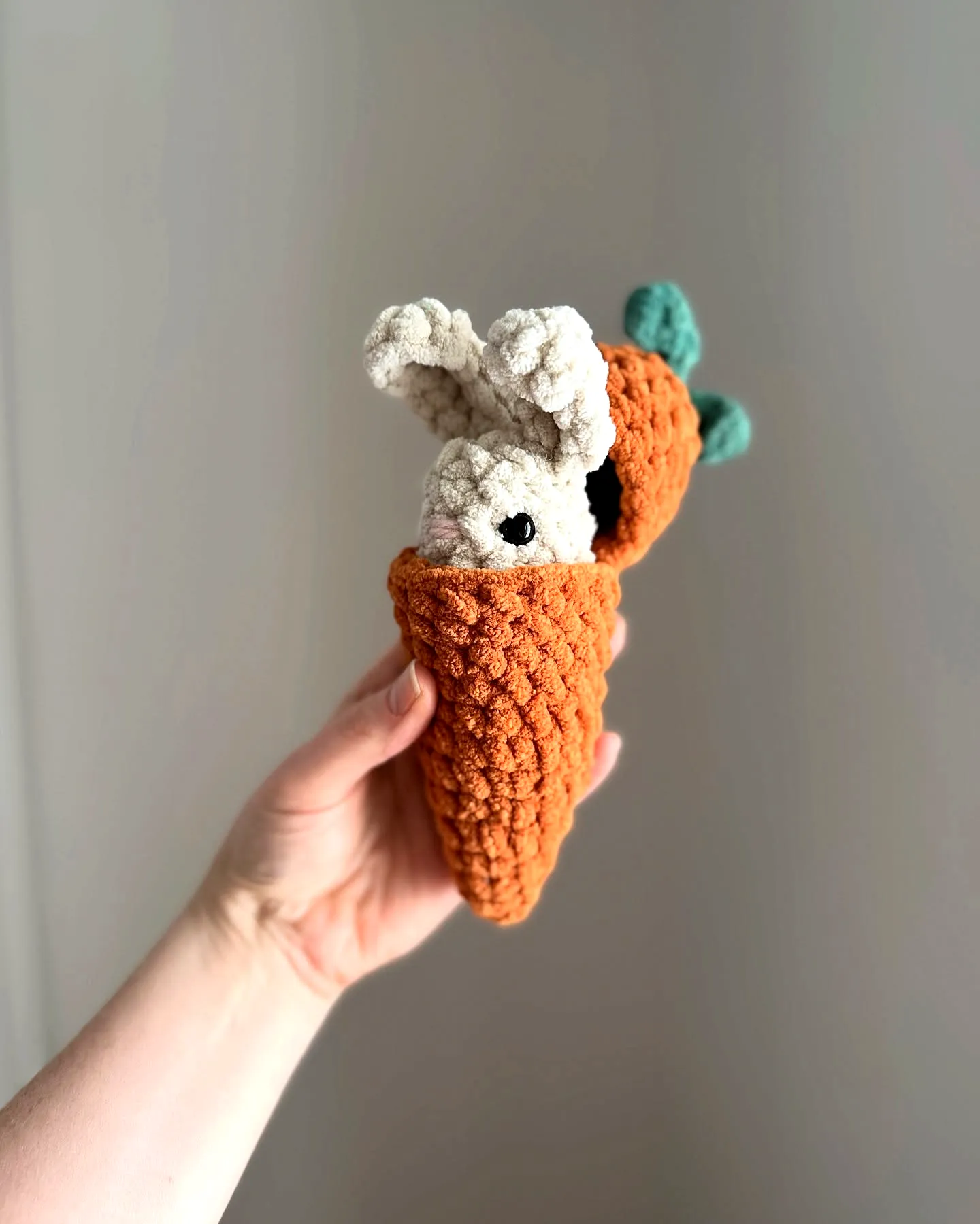 Charming Crochet Carrot with Bunny in Vibrant Orange Yarn
