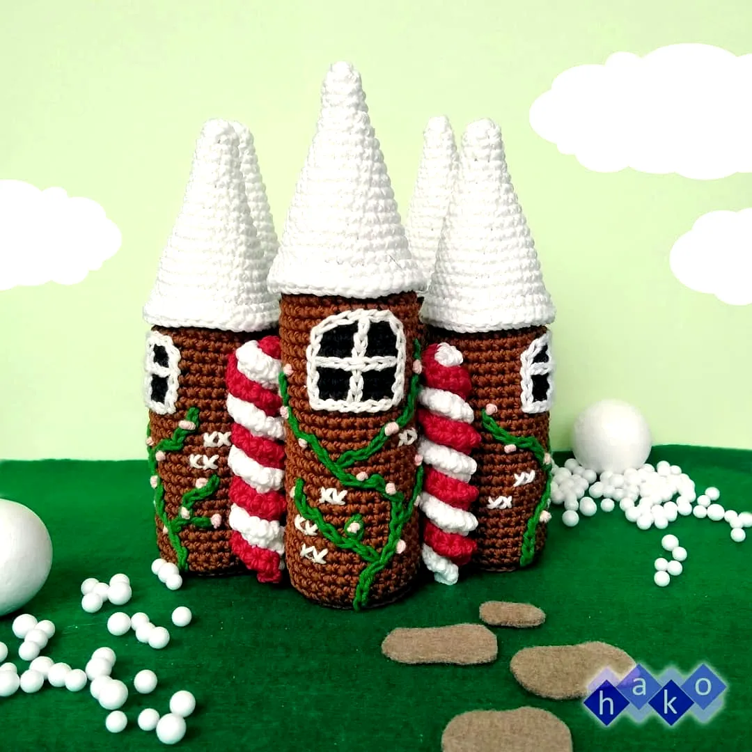Charming Crochet Castle with Colorful Design and Moderate Difficulty