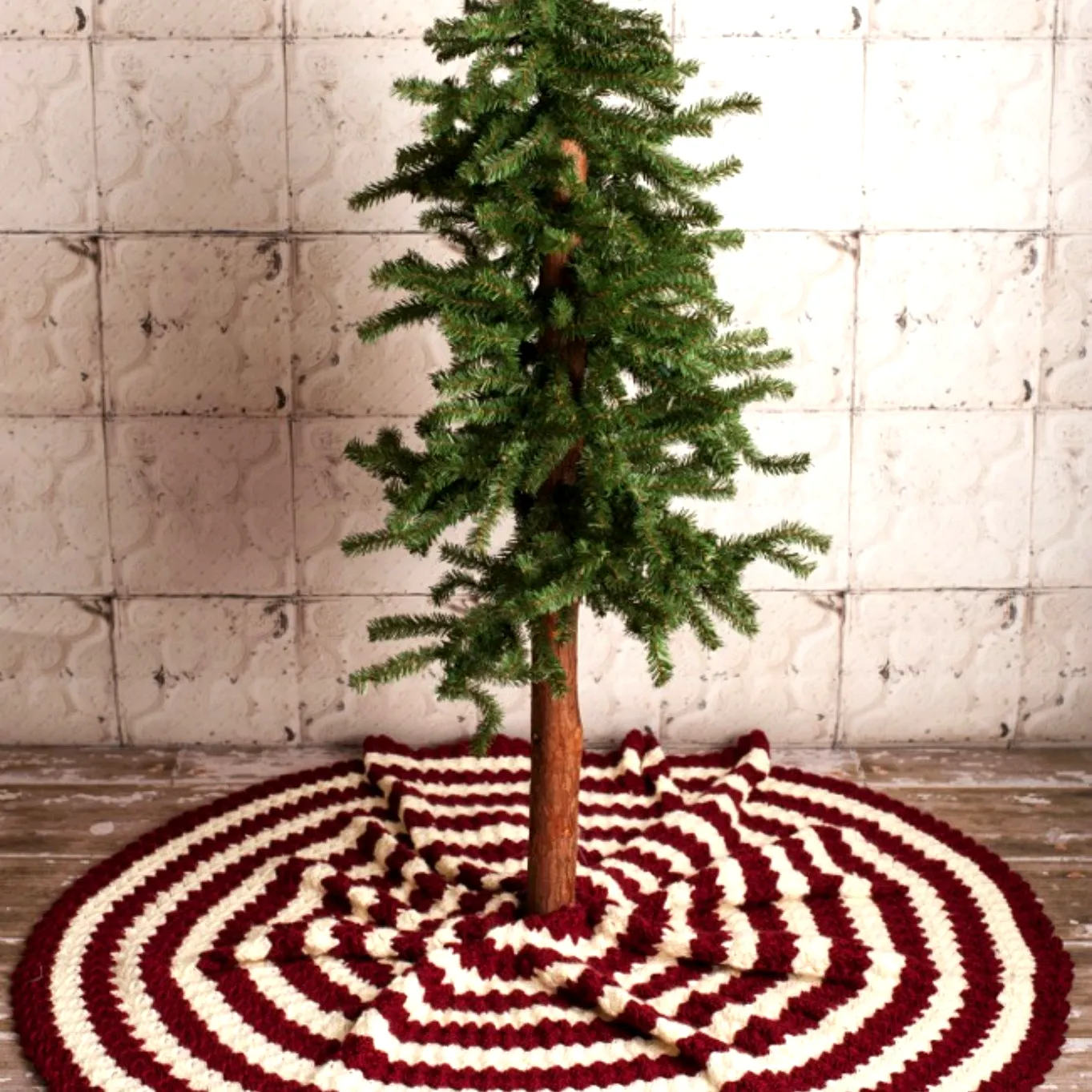 Charming Crochet Christmas Tree Skirt in Red and Cream Stripes