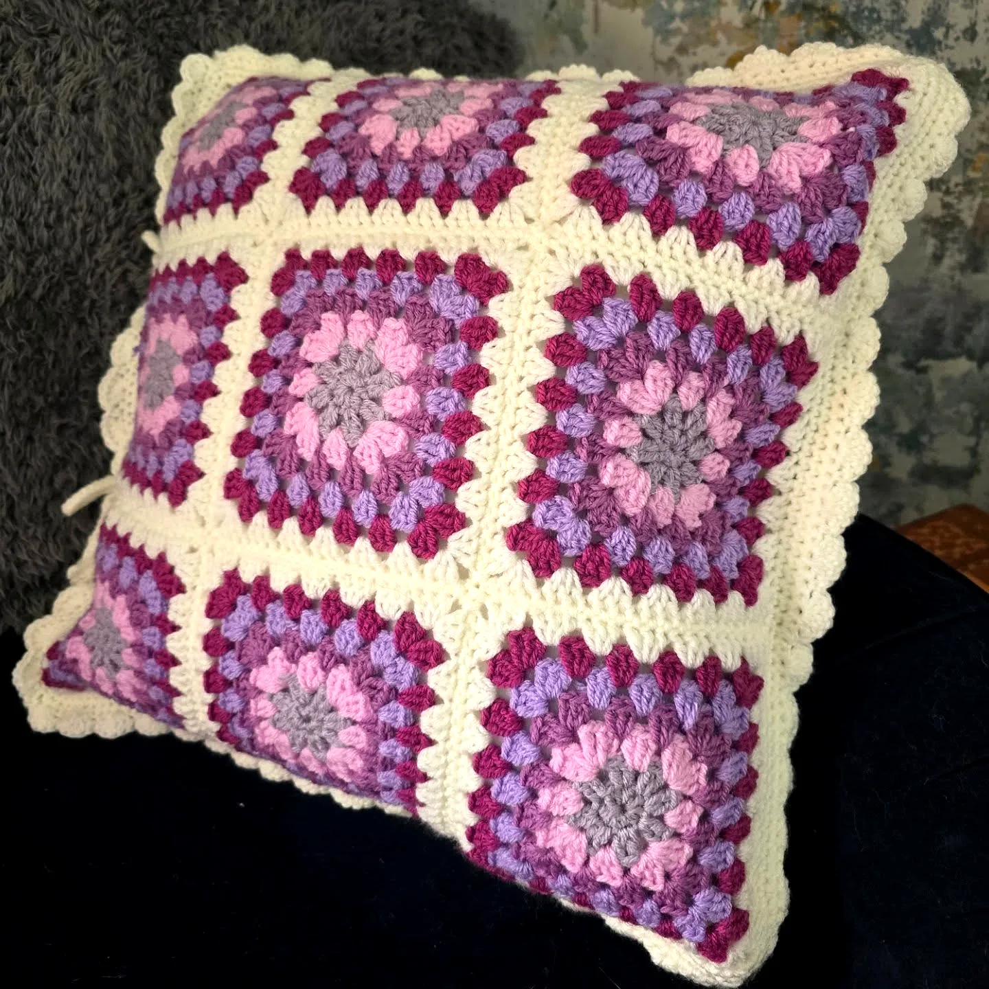 Charming Crochet Cushion in Granny Square Style with Soft Colors