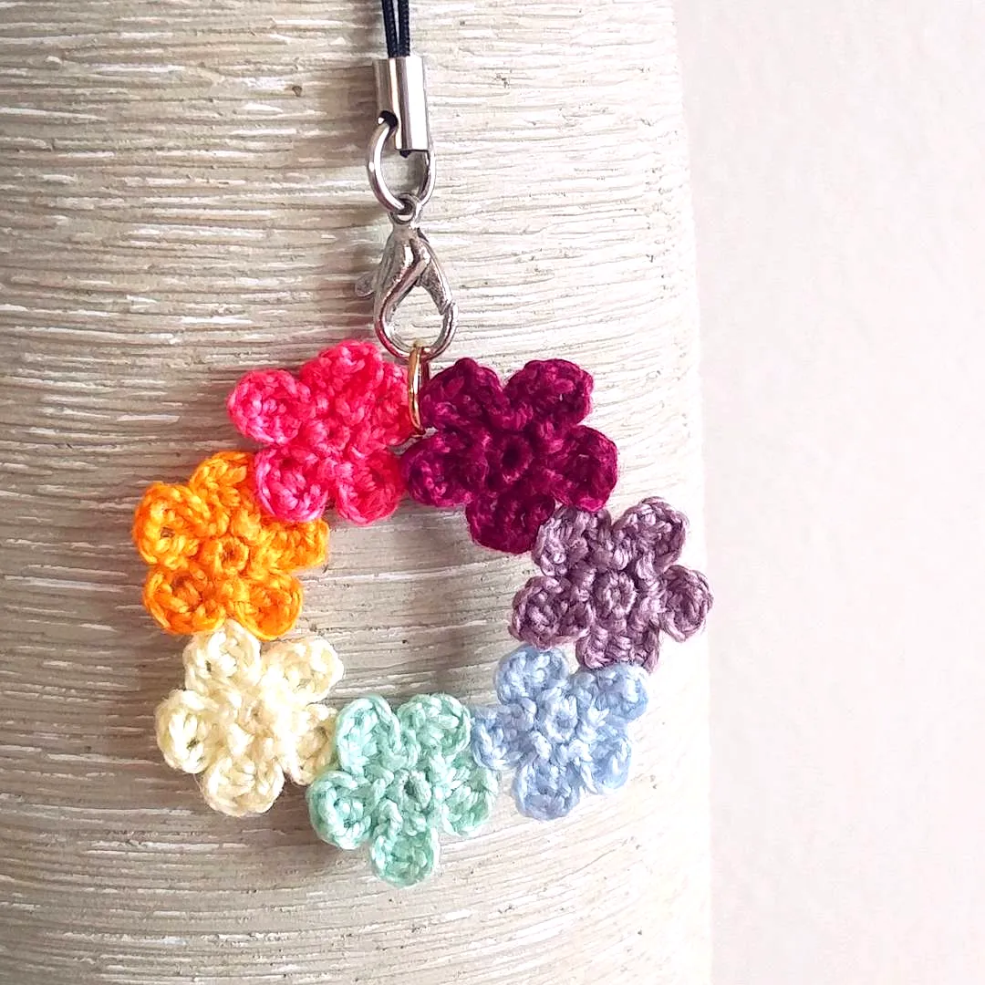 Charming Crochet Floral Wreath in Vibrant Colors