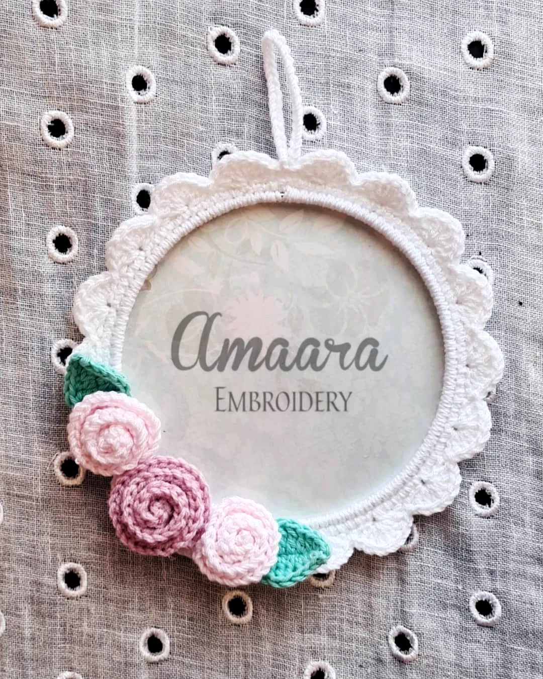 Charming Crochet Photo Frame with Roses in Pink and Green