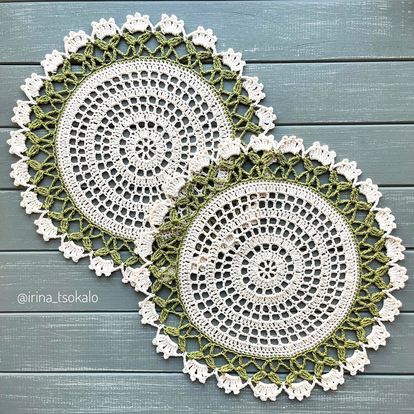 Charming Crochet Place Mat in Cream and Green with Lace Design