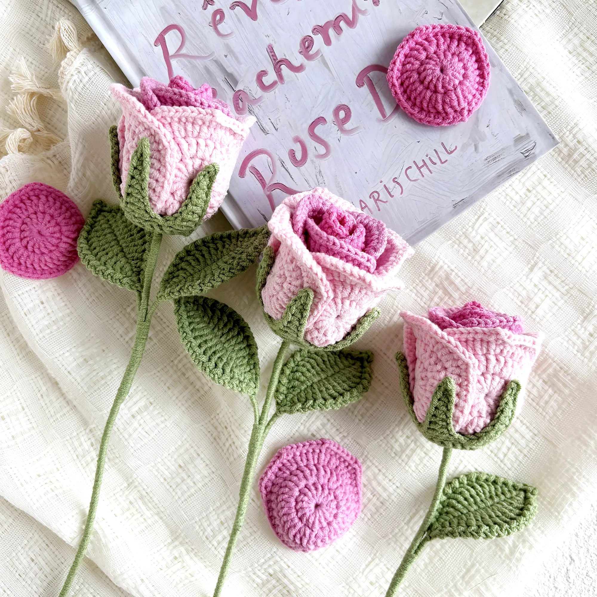 Charming Crochet Rose in Vibrant Pink Shades