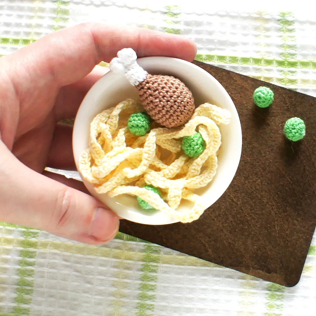 Charming Crochet Spaghetti in Vibrant Colors