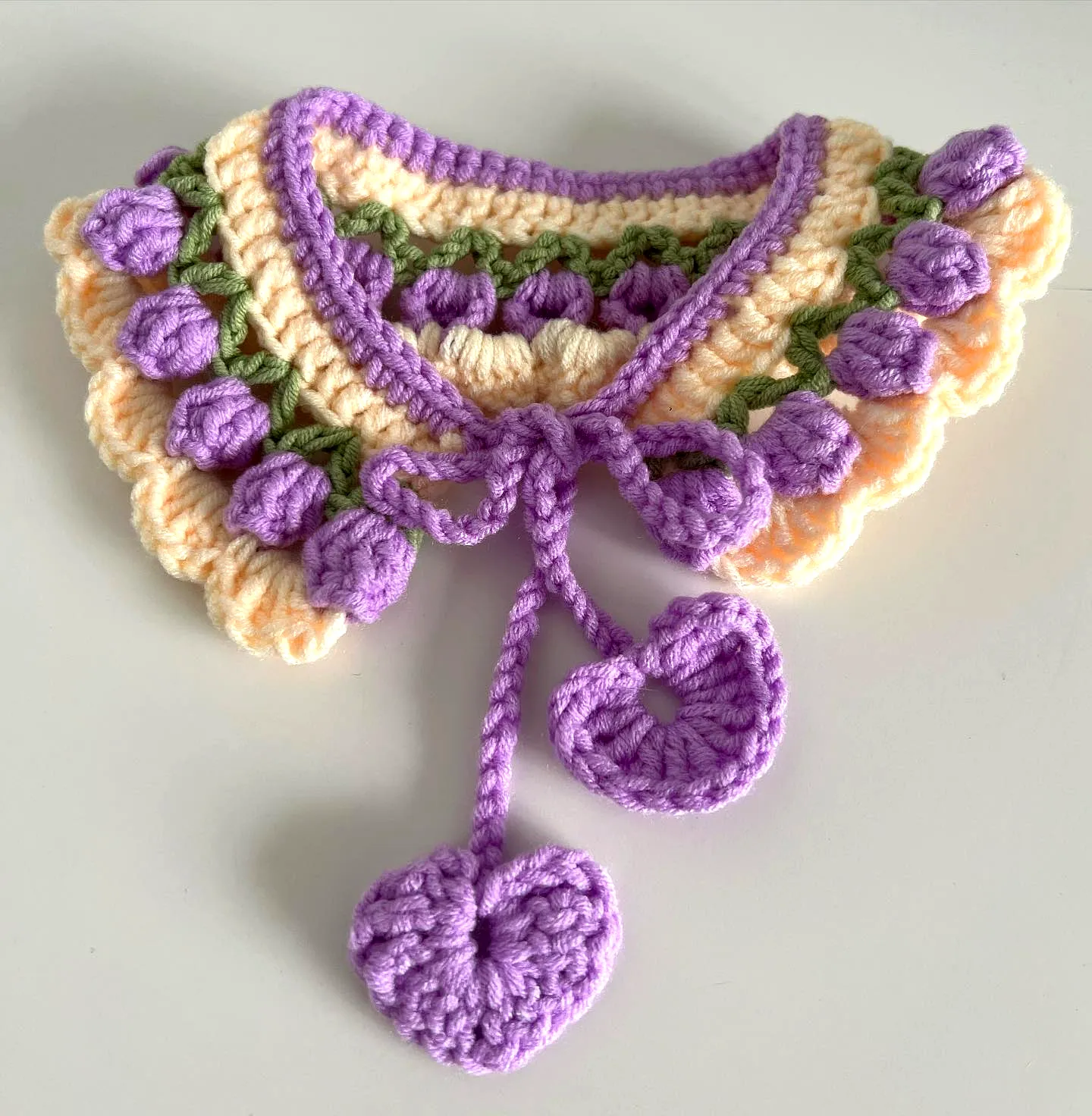 Charming Lilac and Pastel Yellow Crochet Cat Collar Design