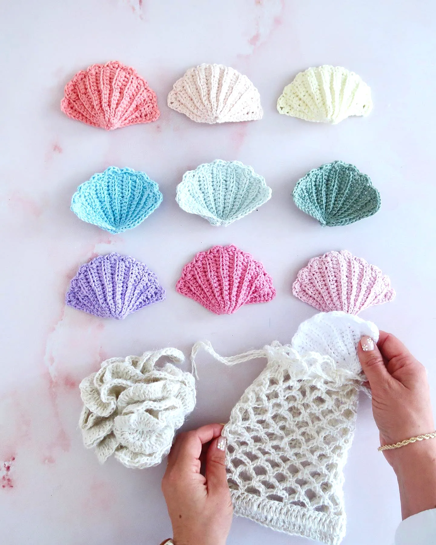 Charming Pastel Crochet Scrubbie in Shell Shape for Intermediates