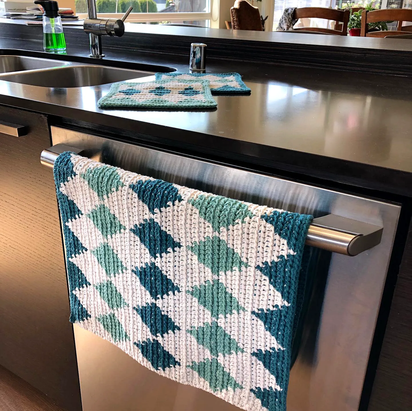 Chic Crochet Kitchen Towel in Teal and Blue Geometric Style