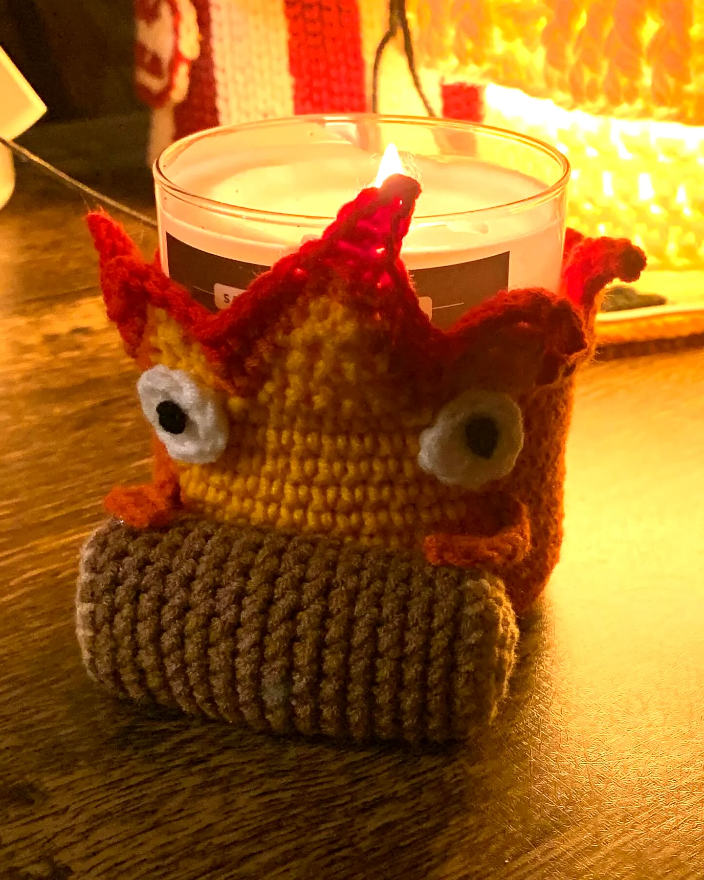Colorful Crochet Candle Holder Inspired by Campfires