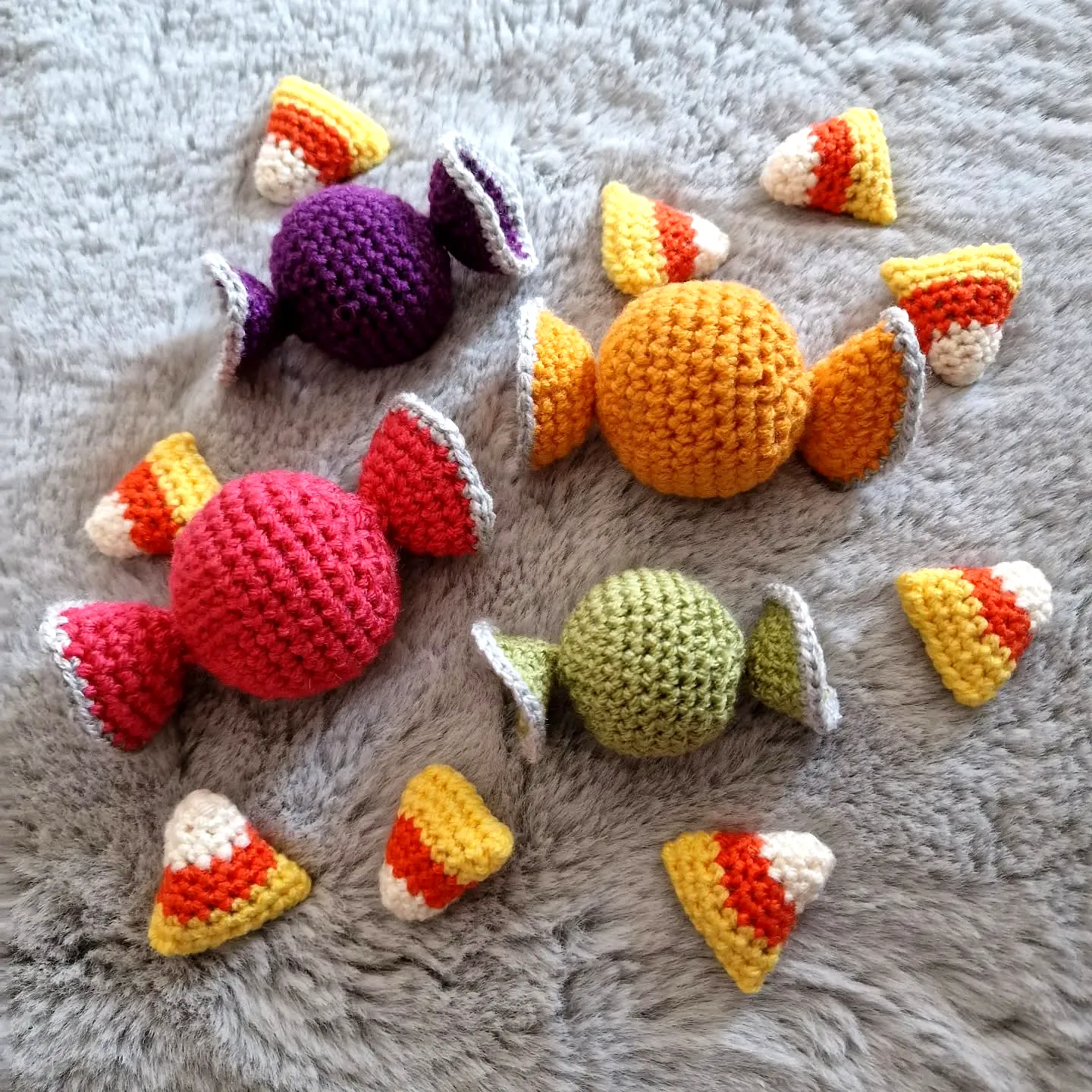Colorful Crochet Cat Toy Set with Sweet Candy Shapes for Fun