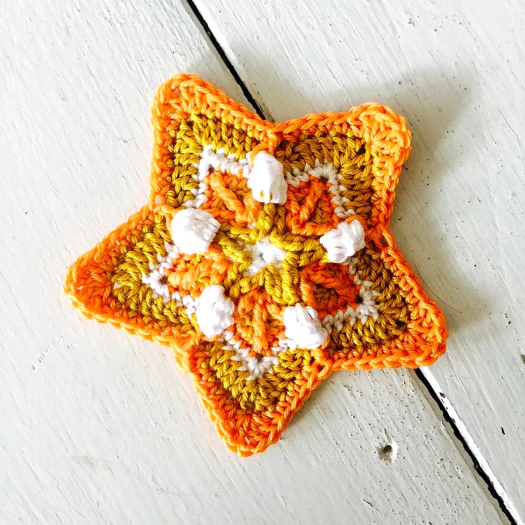 Colorful Intermediate Crochet Christmas Star with Geometric Style