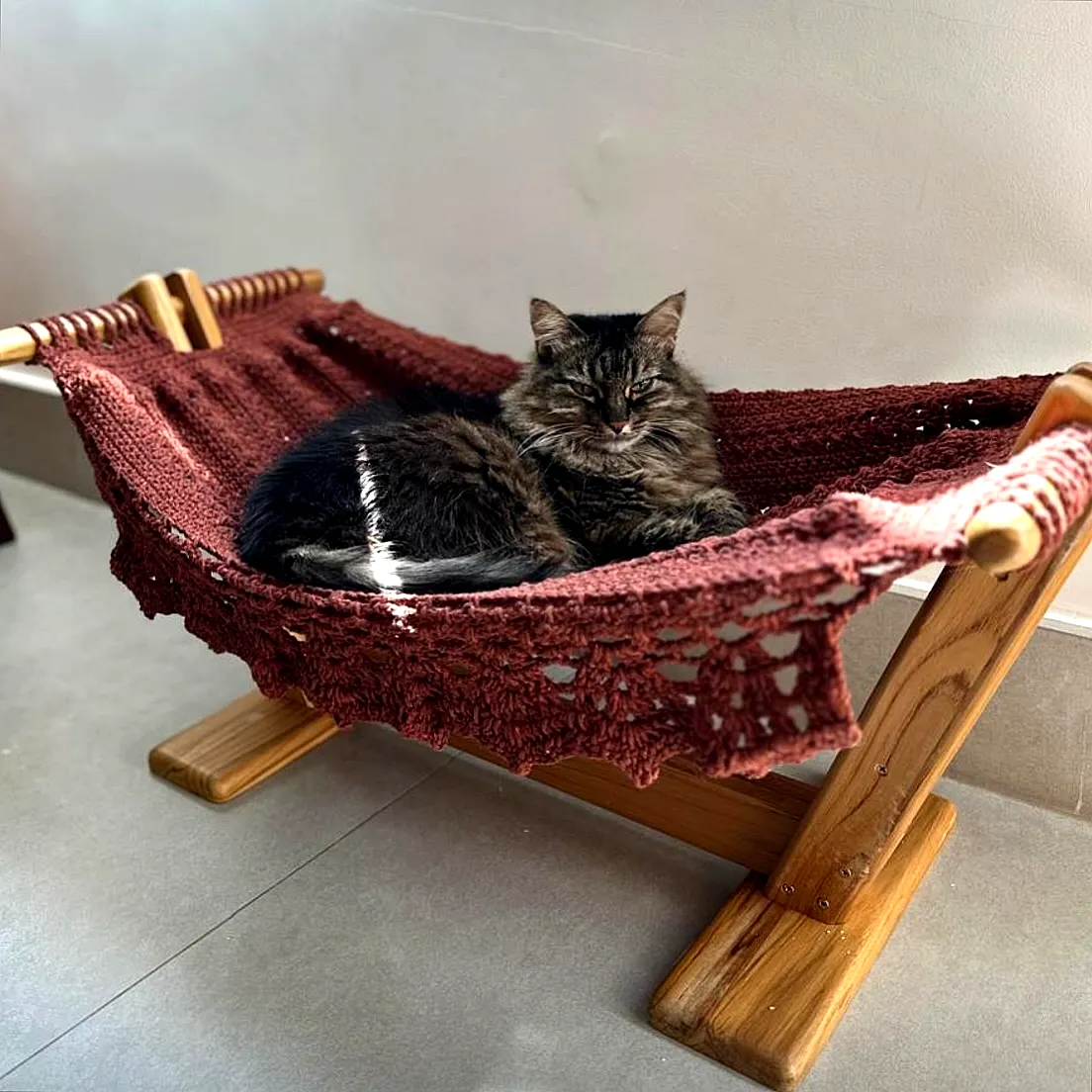 Cozy Crochet Cat Hammock in Reddish-Brown for Stylish Cats