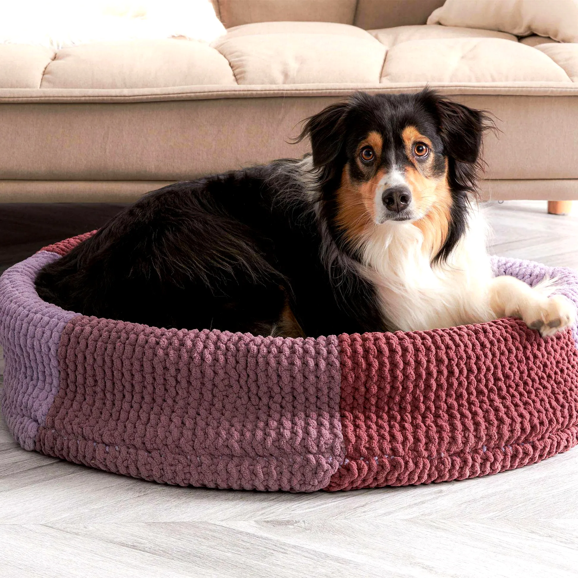Cozy Crochet Pet Bed in Soft Purple and Red