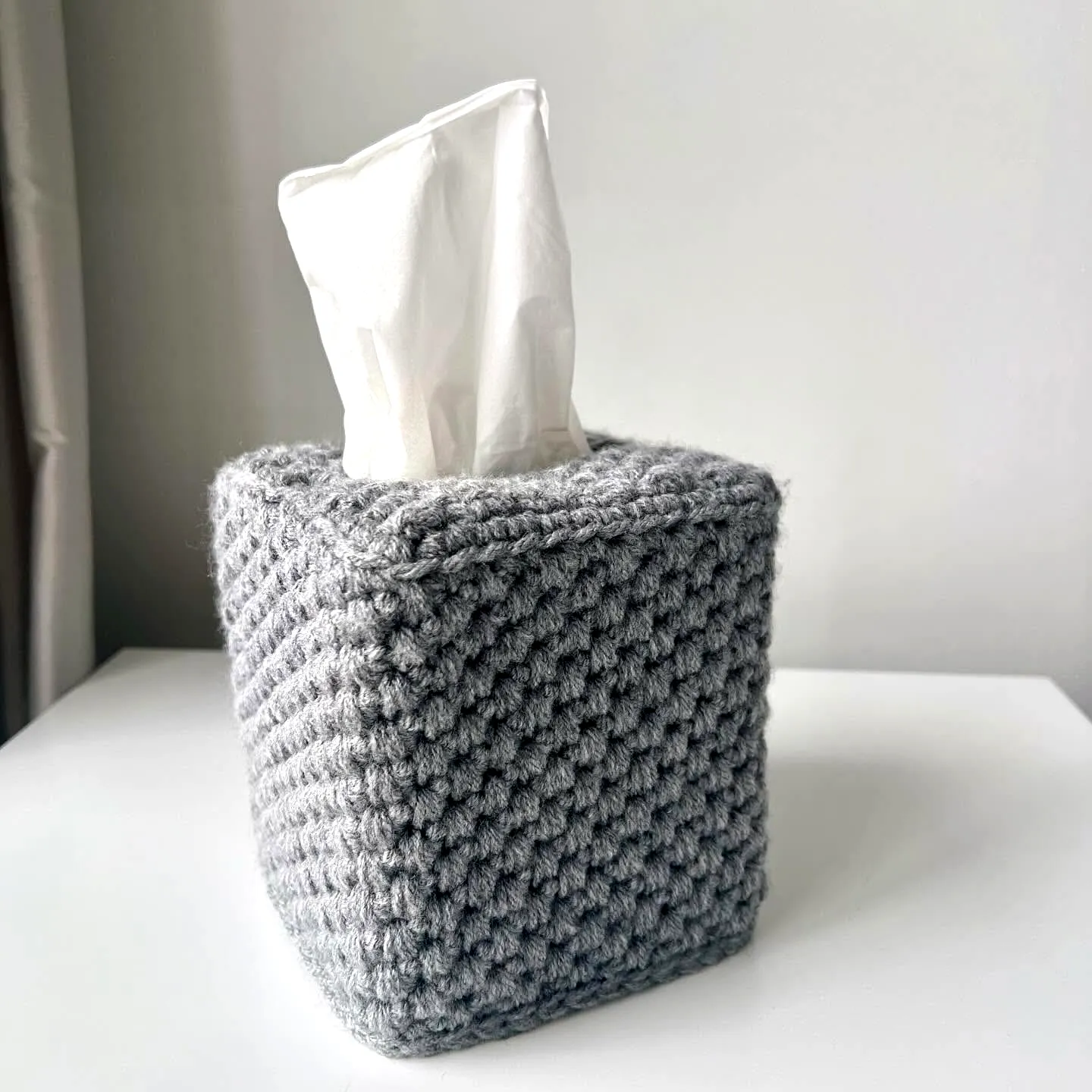 Cozy Stylish Crochet Tissue Box Cover in Soft Grey Yarn