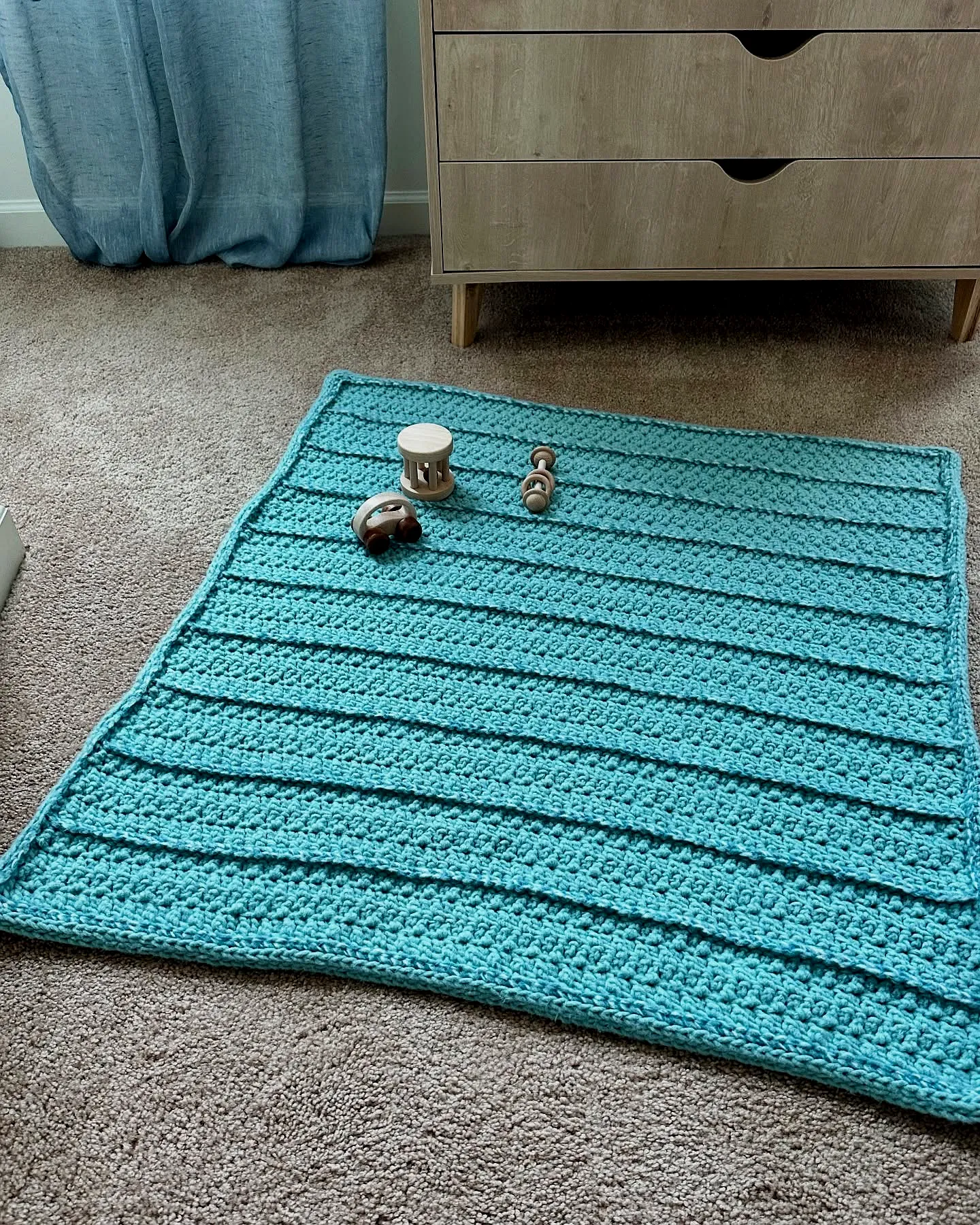 Crochet Baby Playmat in Soft Turquoise for Beginners