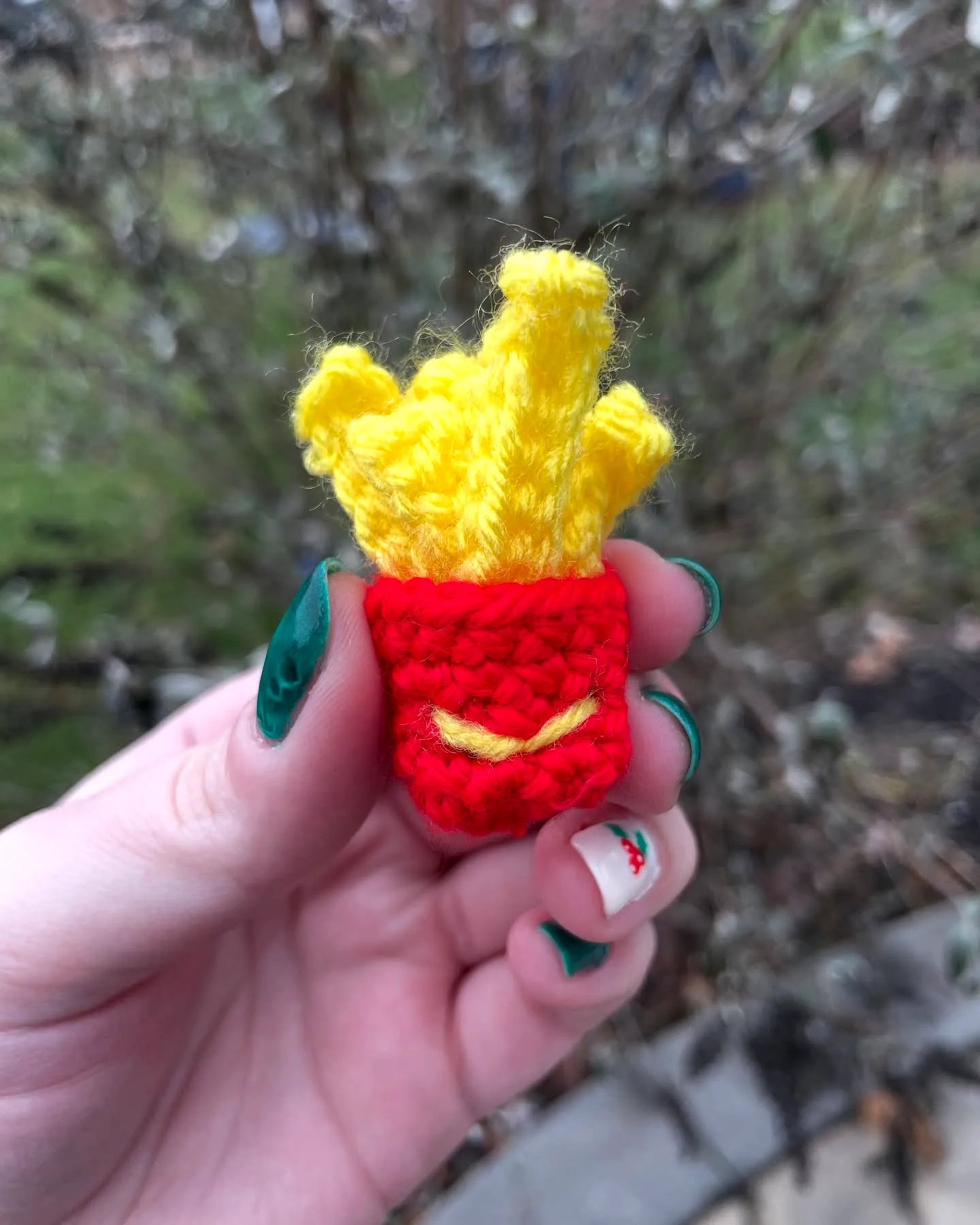 Crochet Fries Cute Keychain in Red and Yellow for Beginners
