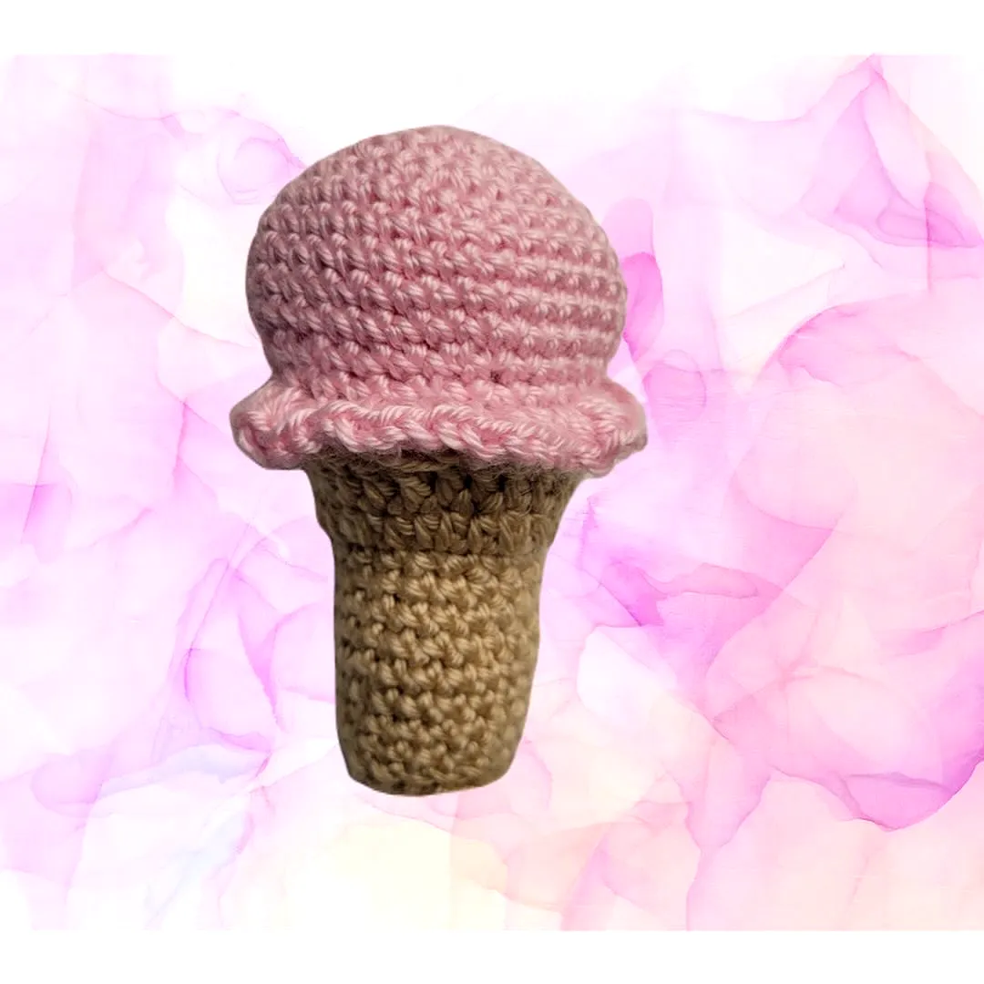 Cute and Easy Crochet Ice Cream in Pink and Beige