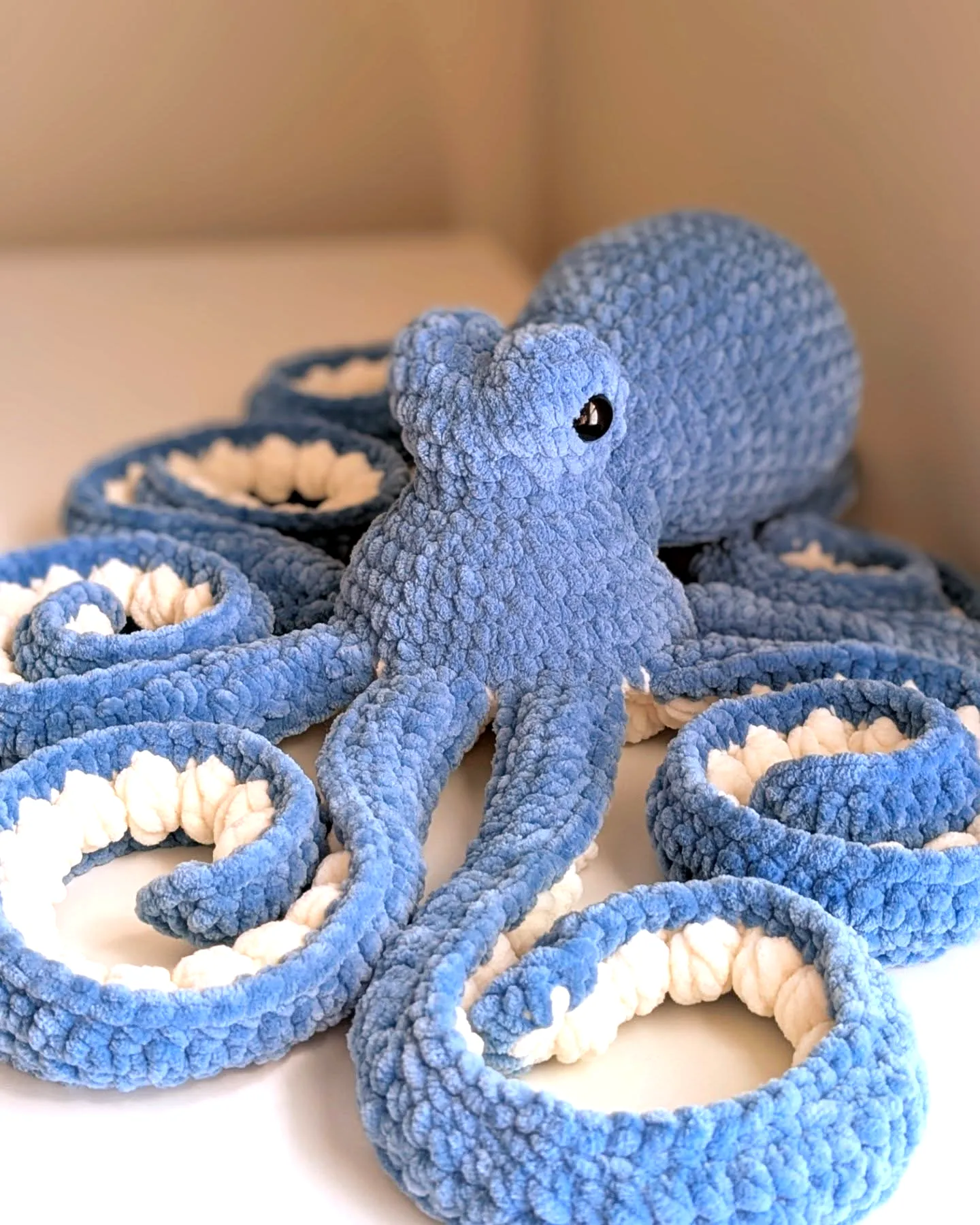 Cute Crochet Octopus in Blue and Cream with Chunky Yarn