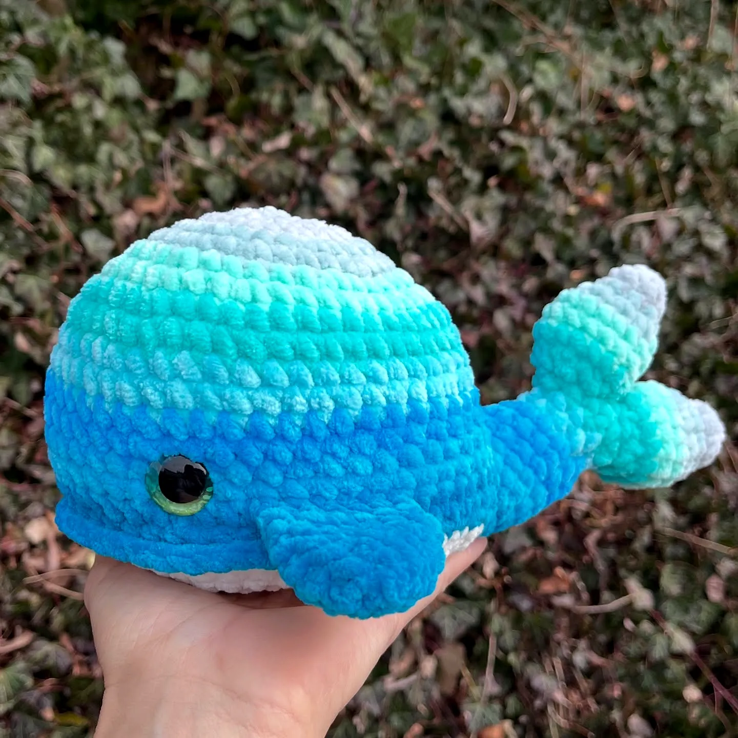 Cute Crochet Whale in Vibrant Teal and Blue