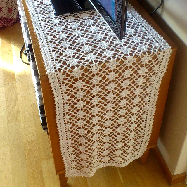 Delicate White Crochet Table Runner with Intricate Lace Design