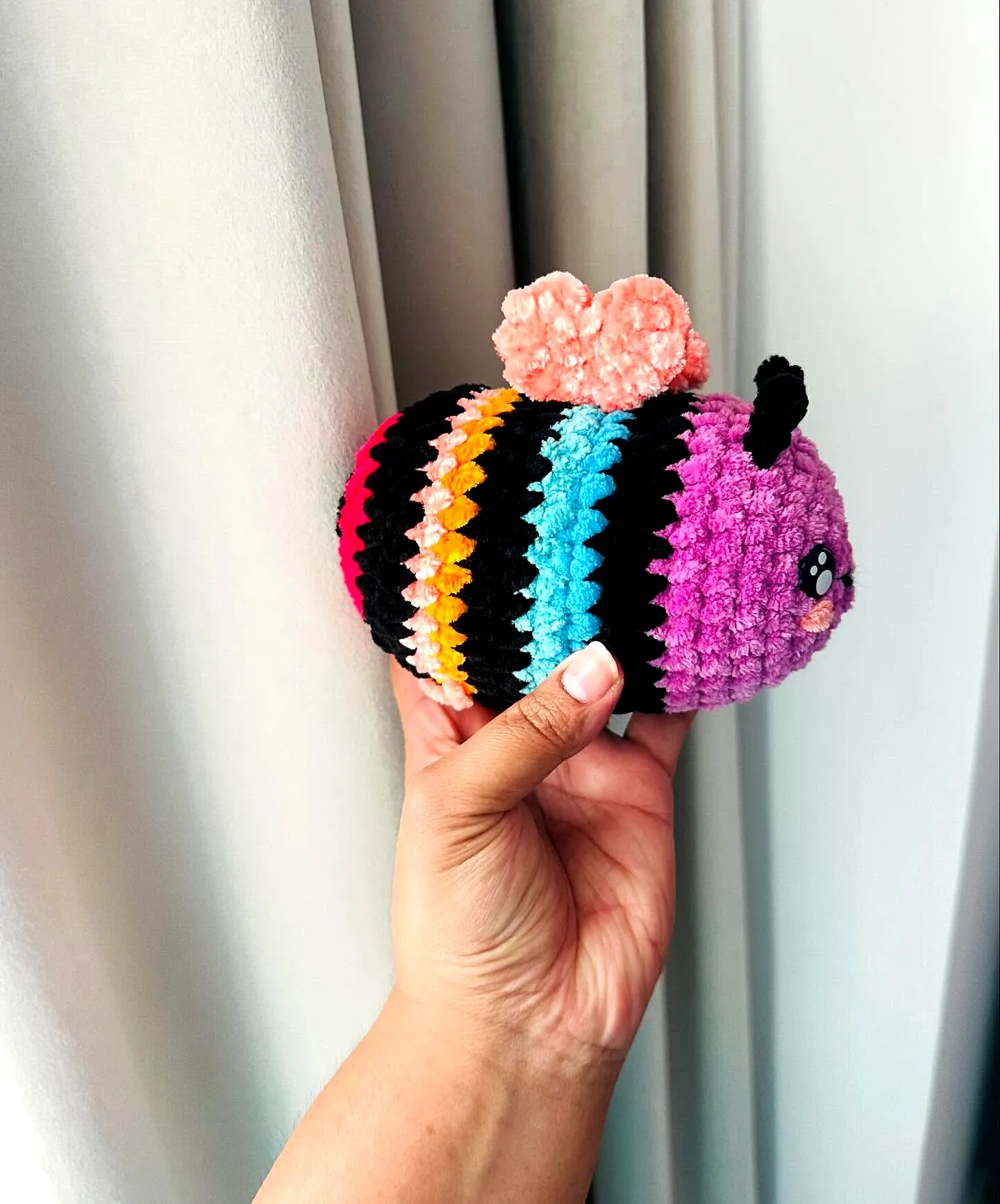 Delightful Crochet Bee in Vibrant Colors for Beginners