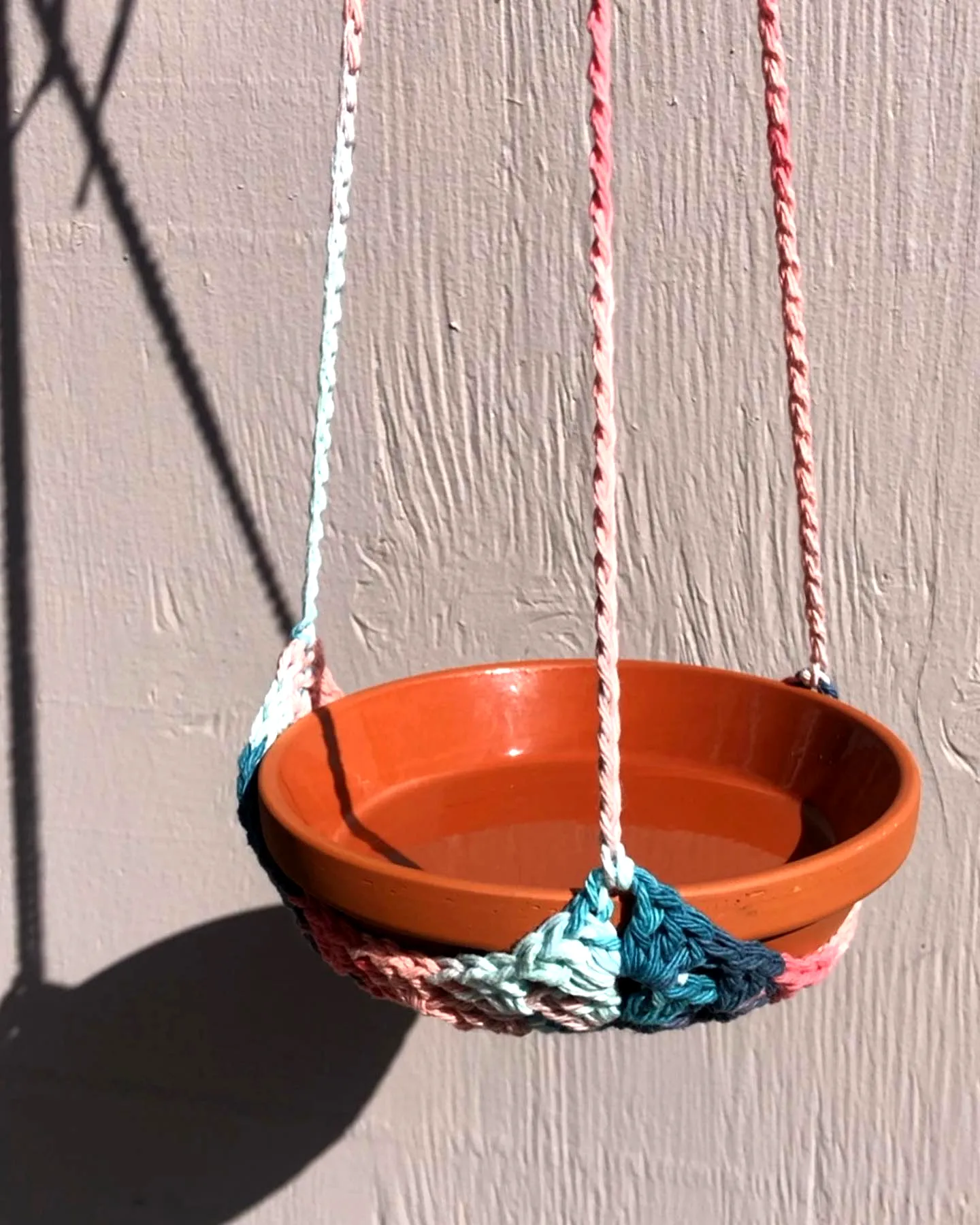 Easy Colorful Crochet Bird Feeder with Terracotta Bowl