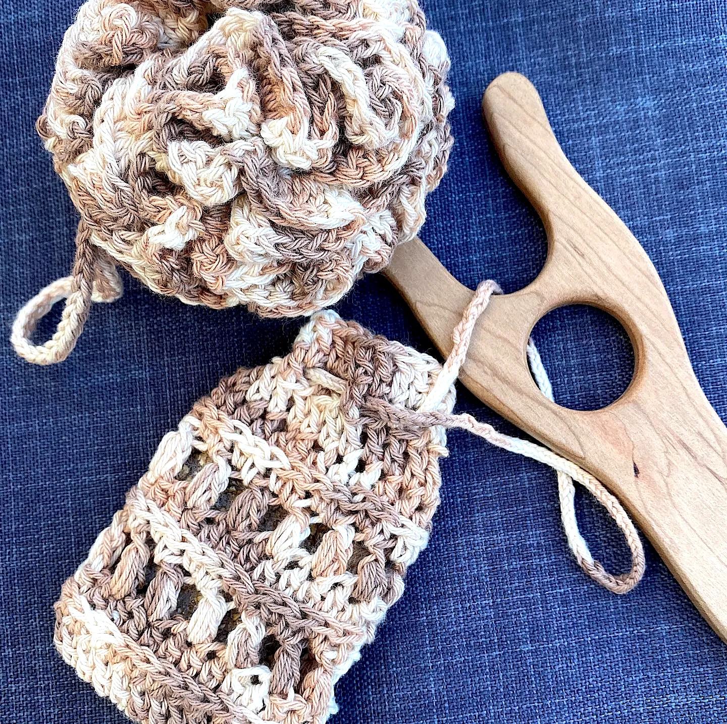 Stylish Crochet Bath Pouf in Warm Beige and Cream Gradient