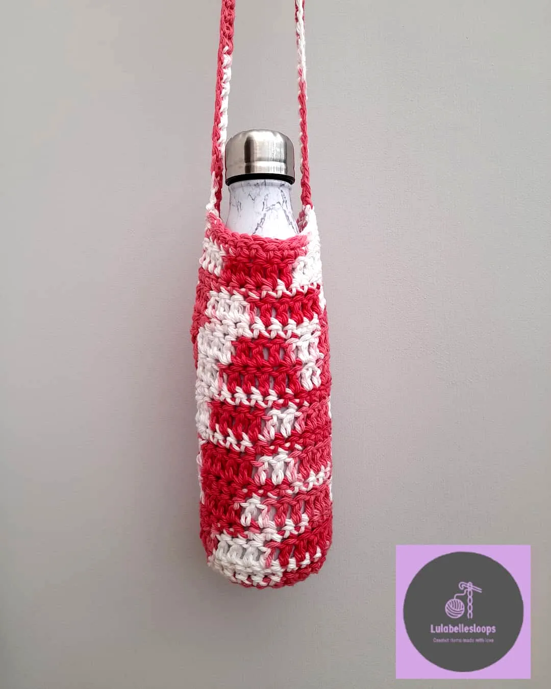 Stylish Crochet Bottle Cozy in Vibrant Red and White Stripes