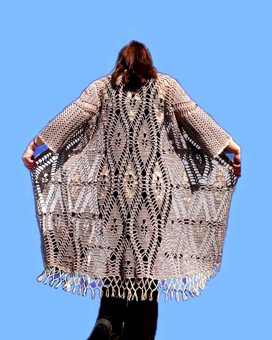 Stylish Crochet Duster with Diamond Pattern and Fringe Details