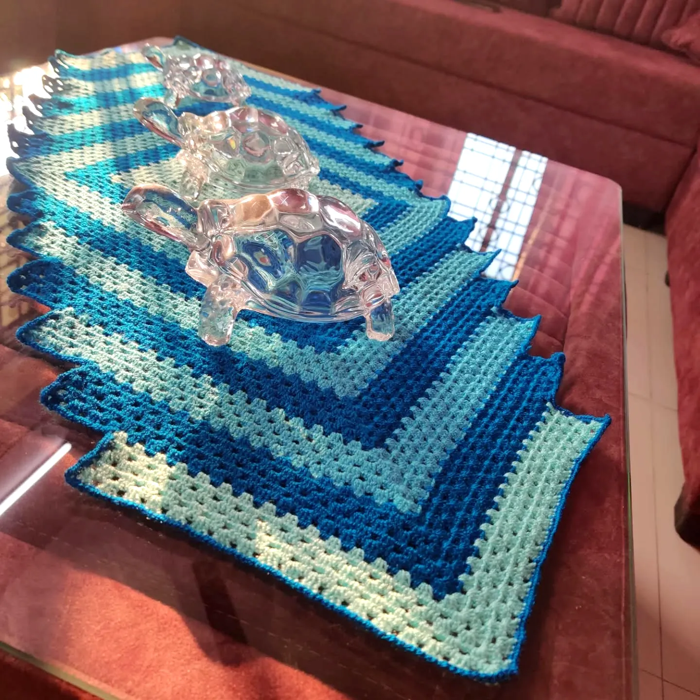Stylish Crochet Table Runner in Vibrant Blue Chevron Design